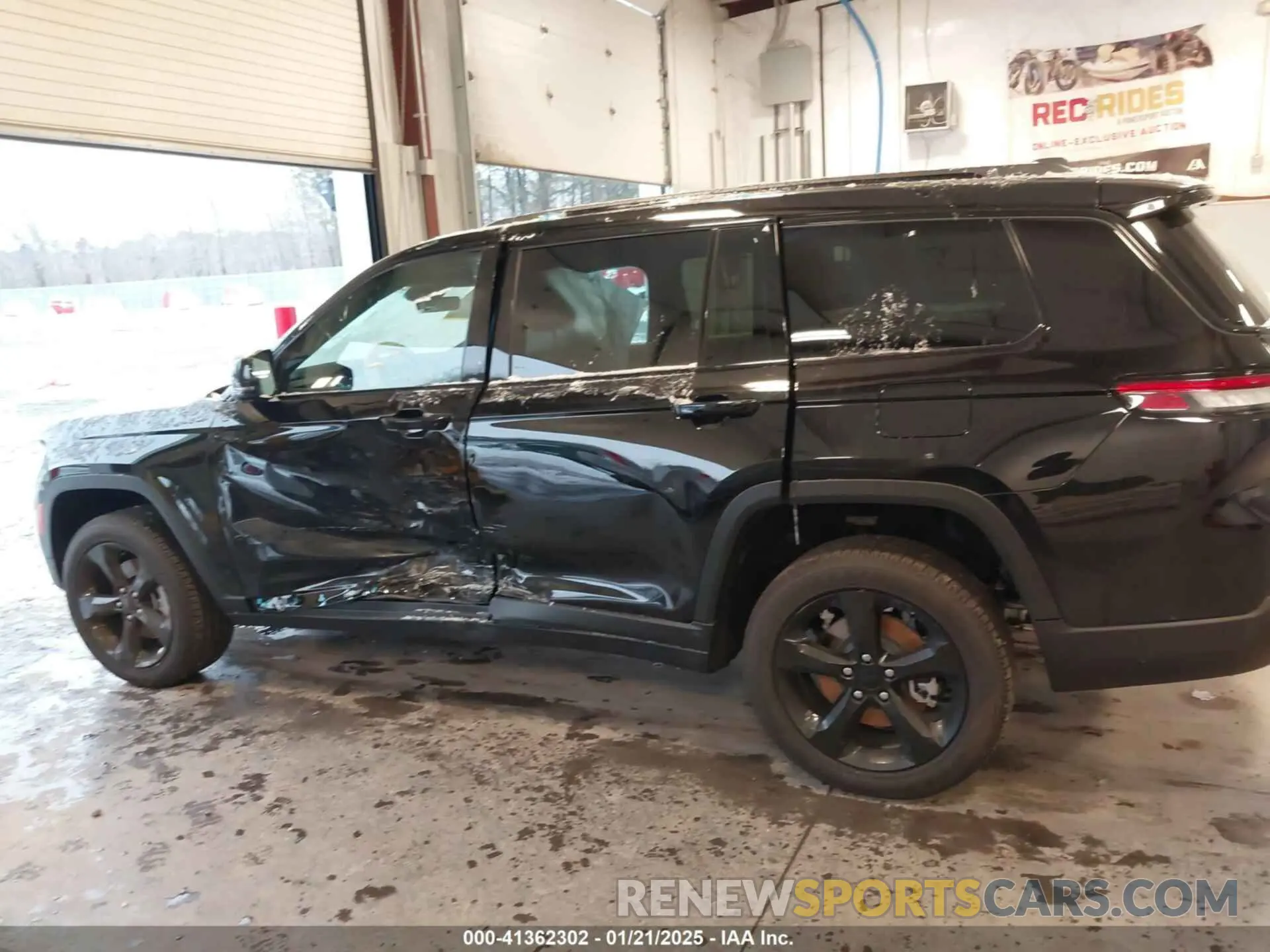 14 Photograph of a damaged car 1C4RJKAG8S8639615 JEEP GRAND CHEROKEE L 2025