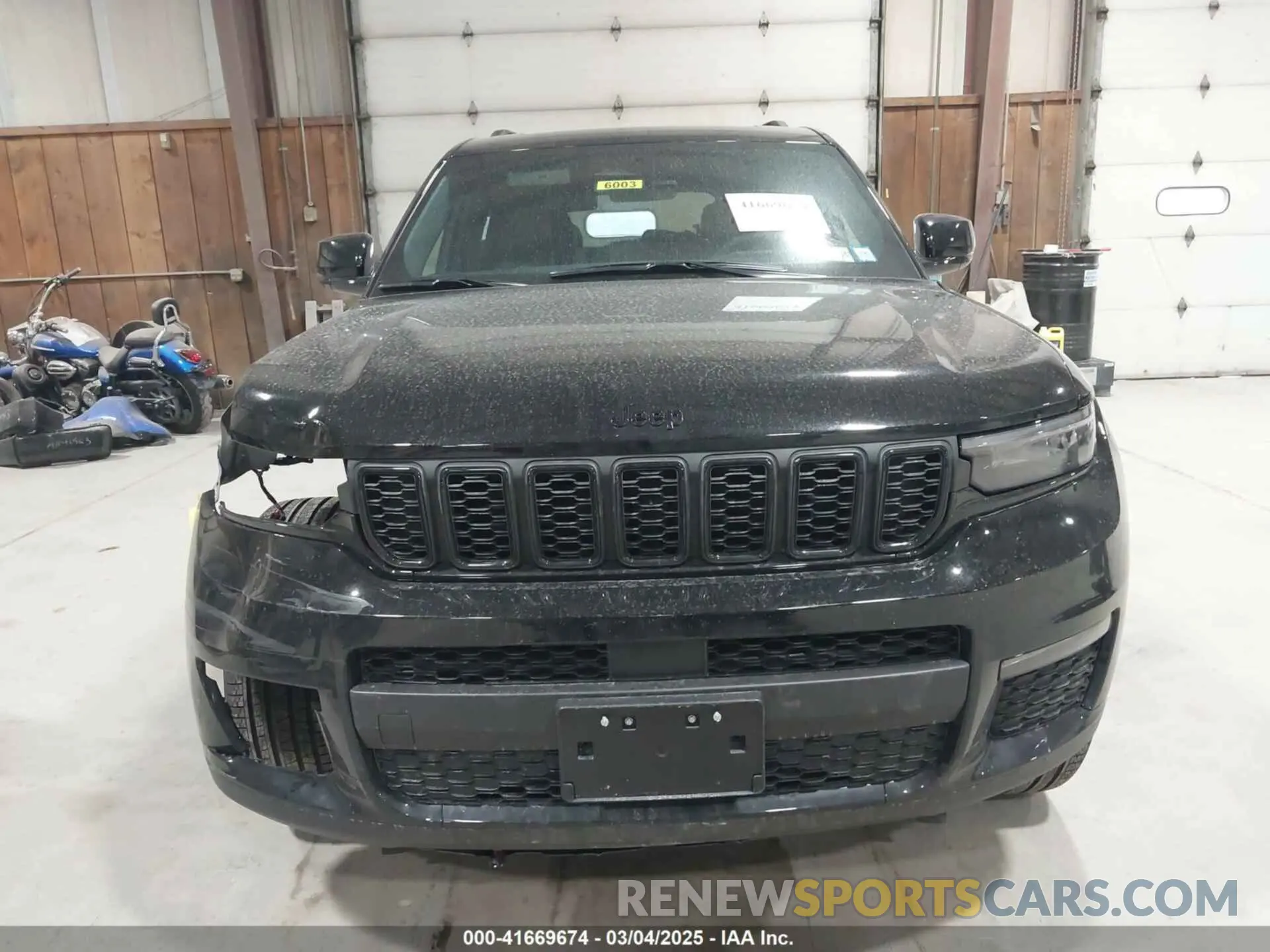 13 Photograph of a damaged car 1C4RJKBG2S8632657 JEEP GRAND CHEROKEE L 2025