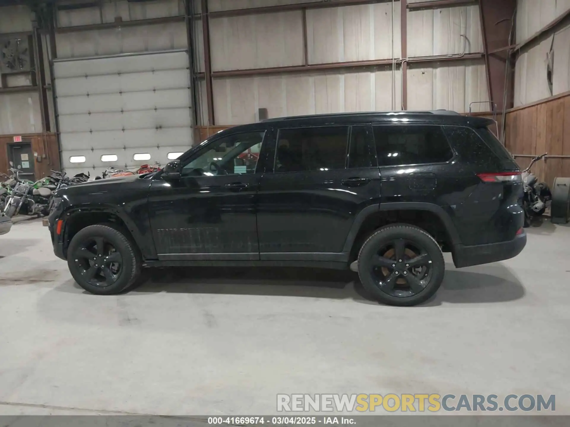 15 Photograph of a damaged car 1C4RJKBG2S8632657 JEEP GRAND CHEROKEE L 2025