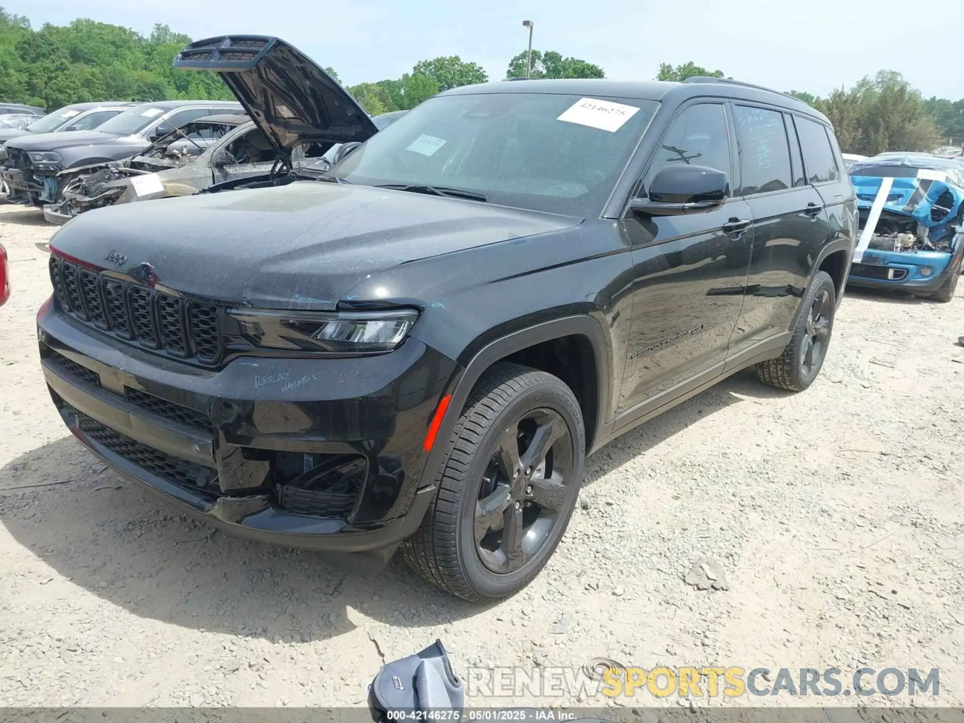 2 Photograph of a damaged car 1C4RJKBG3S8634370 JEEP GRAND CHEROKEE L 2025