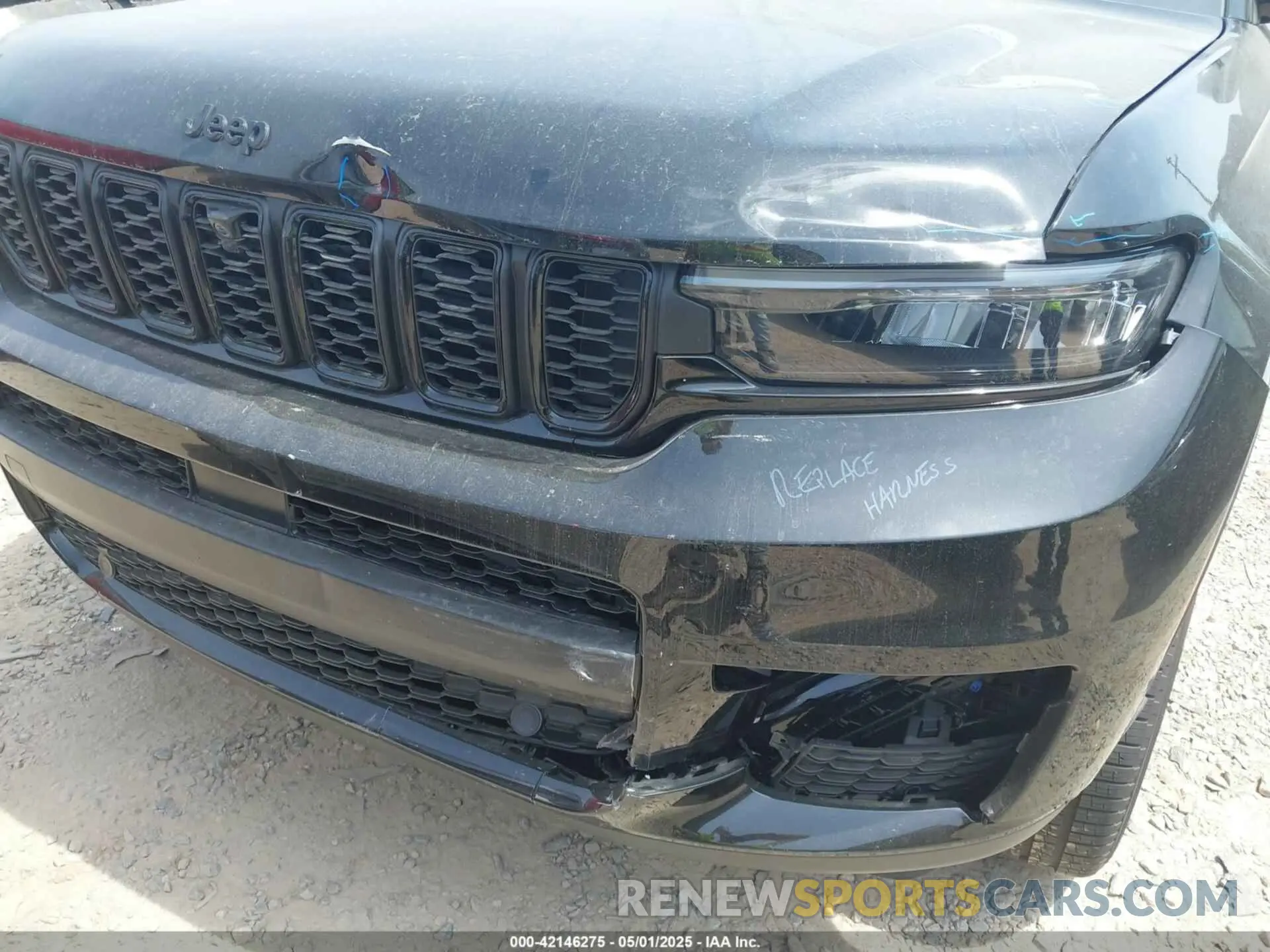 6 Photograph of a damaged car 1C4RJKBG3S8634370 JEEP GRAND CHEROKEE L 2025