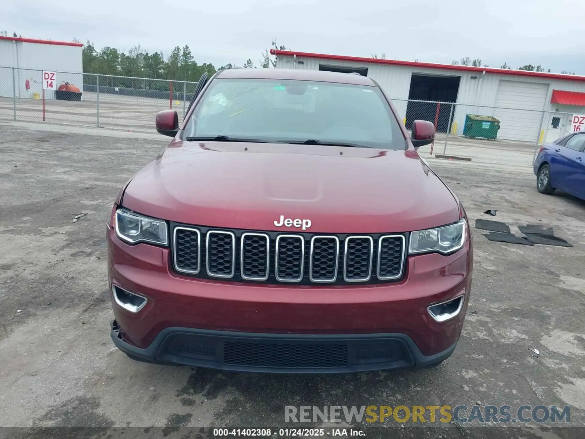 12 Photograph of a damaged car 1C4RJEAG0NC128094 JEEP GRAND CHEROKEE WK 2022