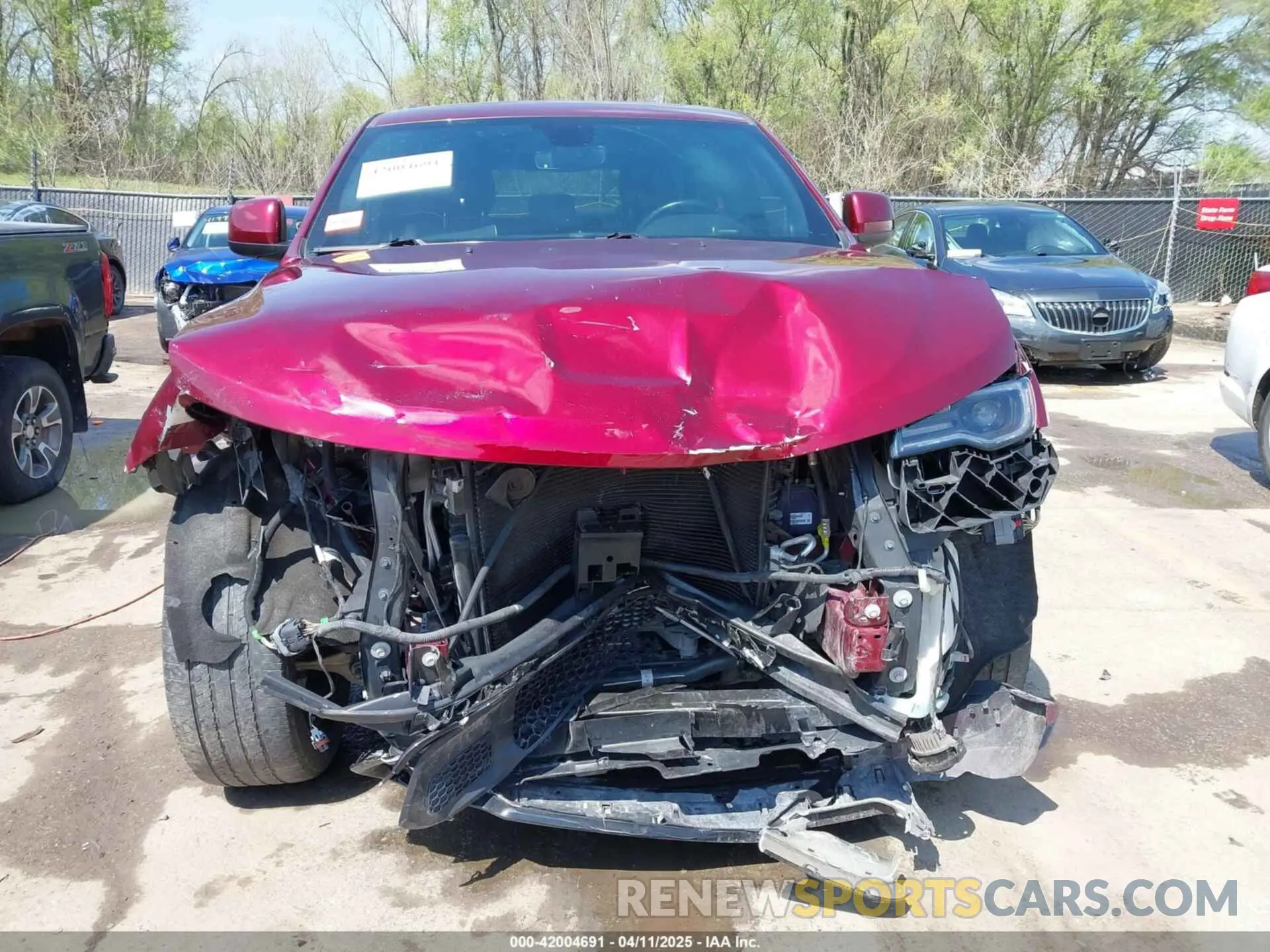 13 Photograph of a damaged car 1C4RJEAG2NC154339 JEEP GRAND CHEROKEE WK 2022