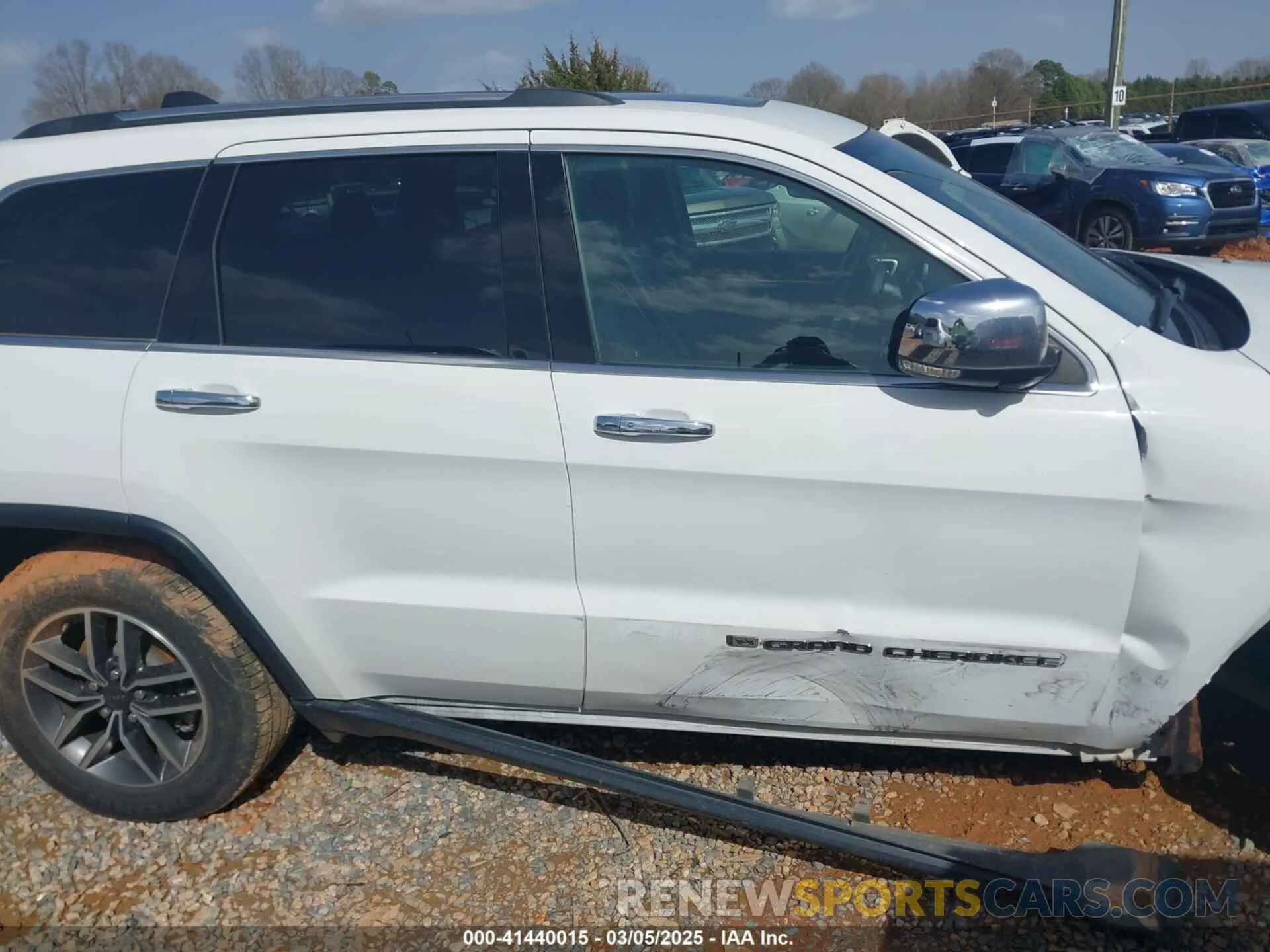 13 Photograph of a damaged car 1C4RJEBG4NC171643 JEEP GRAND CHEROKEE WK 2022