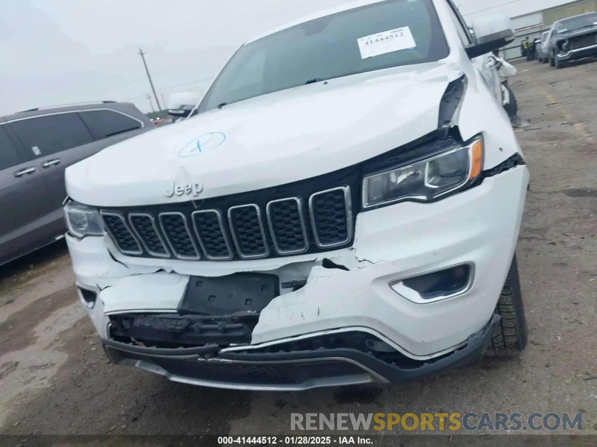 6 Photograph of a damaged car 1C4RJEBG5NC186720 JEEP GRAND CHEROKEE WK 2022