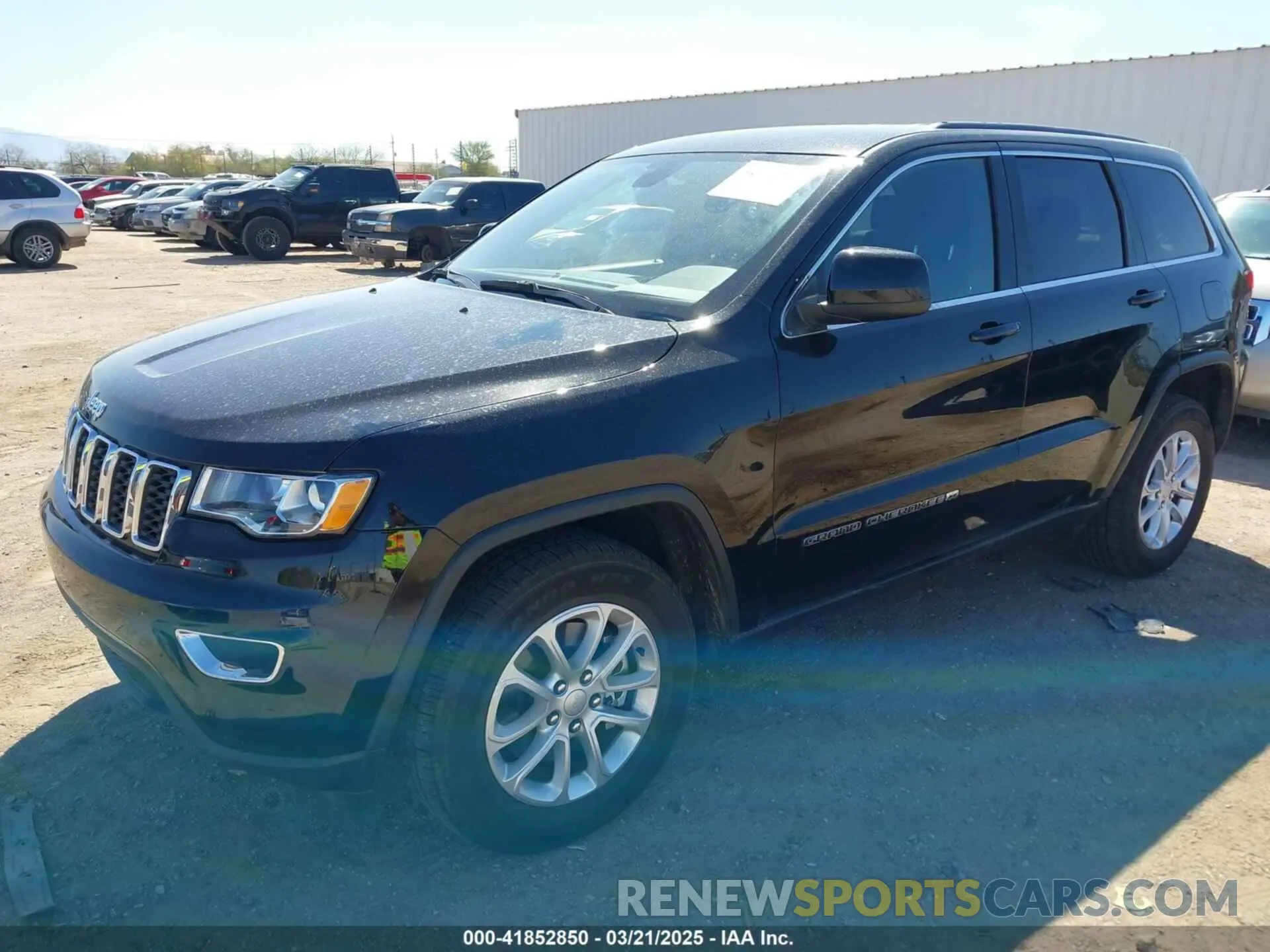 2 Photograph of a damaged car 1C4RJFAG1NC138722 JEEP GRAND CHEROKEE WK 2022