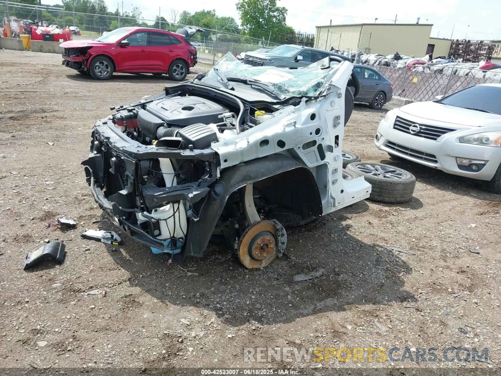 2 Photograph of a damaged car 1C4RJFAG3NC113692 JEEP GRAND CHEROKEE WK 2022