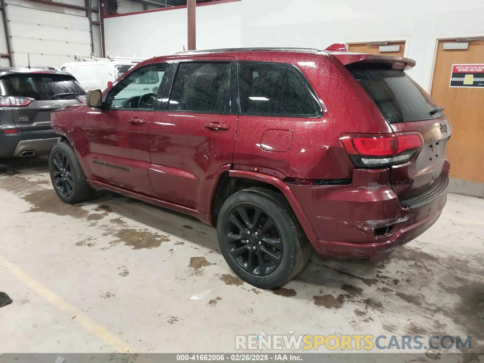 3 Photograph of a damaged car 1C4RJFAGXNC117898 JEEP GRAND CHEROKEE WK 2022