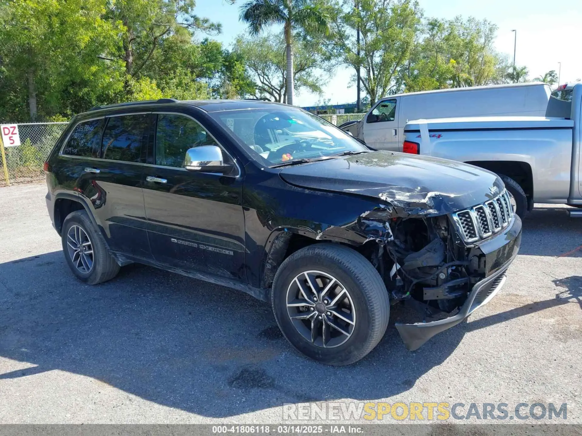 1 Photograph of a damaged car 1C4RJFBG2NC143233 JEEP GRAND CHEROKEE WK 2022