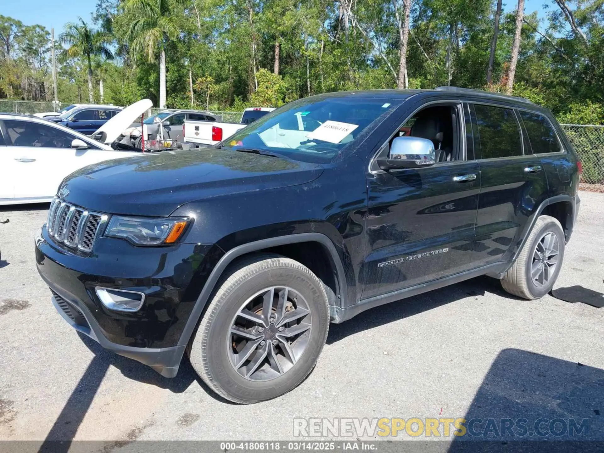 2 Photograph of a damaged car 1C4RJFBG2NC143233 JEEP GRAND CHEROKEE WK 2022