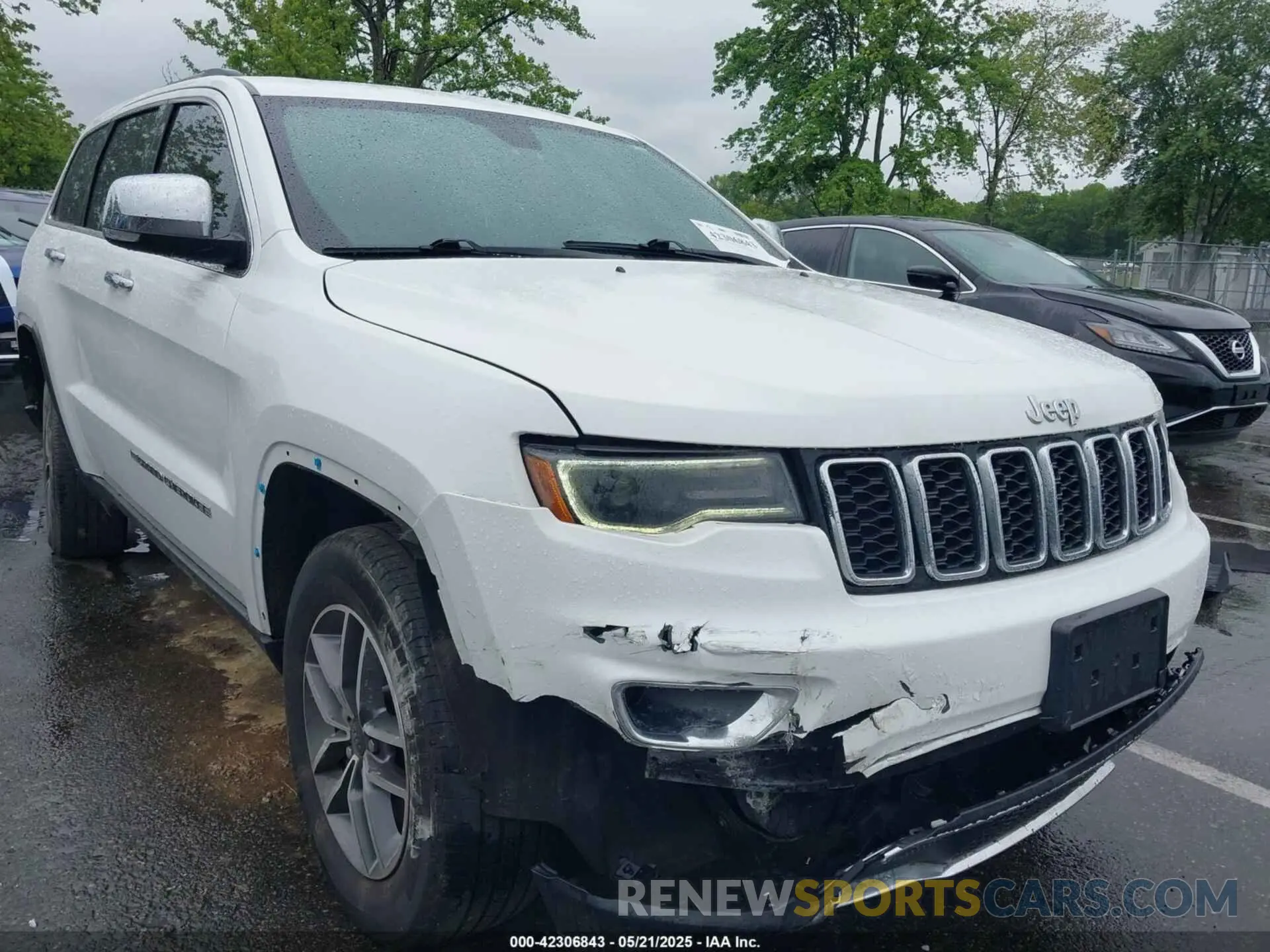 6 Photograph of a damaged car 1C4RJFBG3NC119698 JEEP GRAND CHEROKEE WK 2022