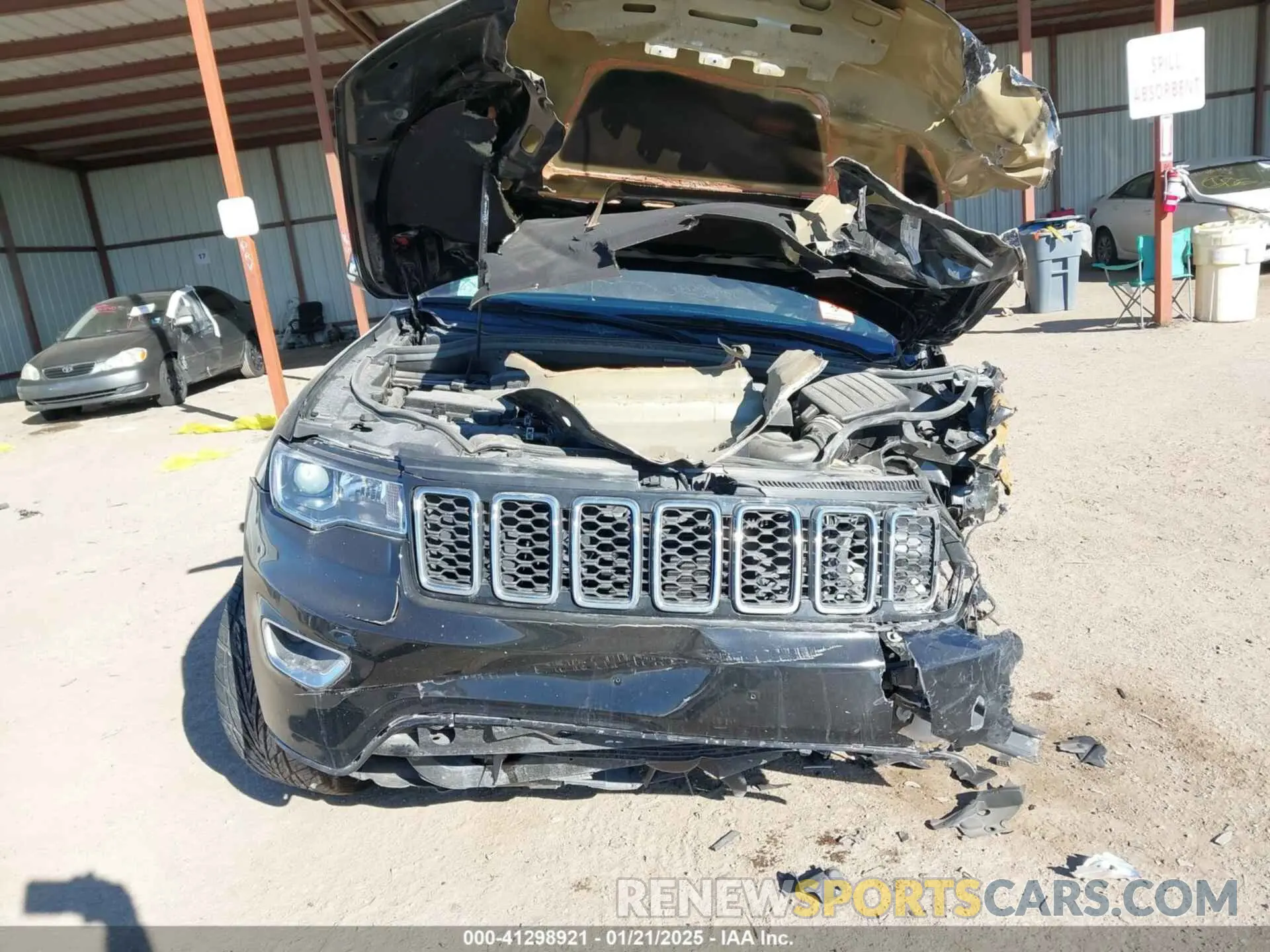 12 Photograph of a damaged car 1C4RJFBG3NC166164 JEEP GRAND CHEROKEE WK 2022