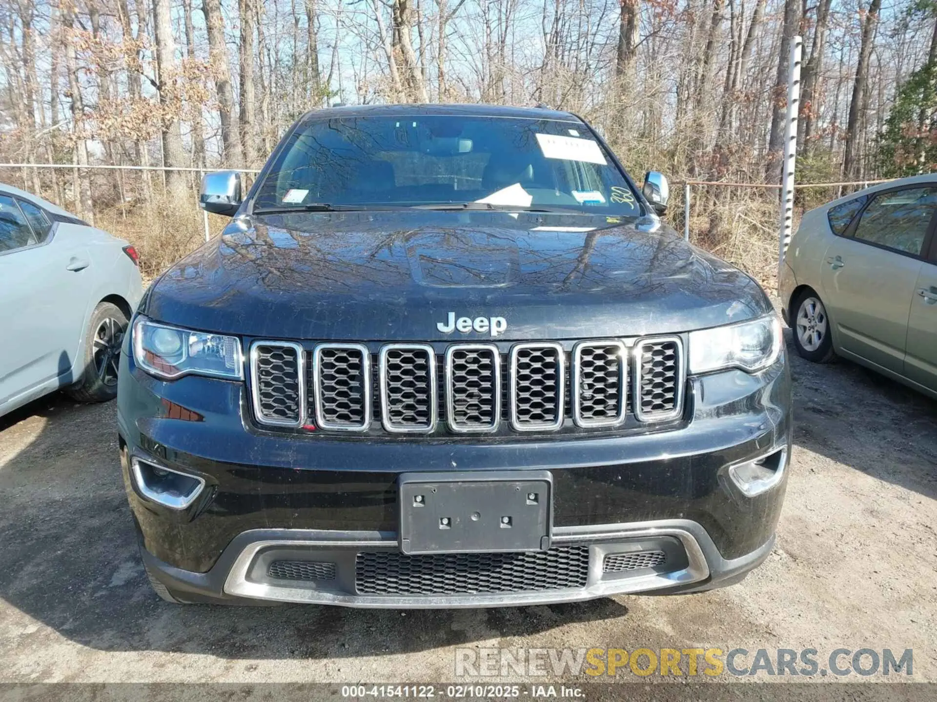 12 Photograph of a damaged car 1C4RJFBG4NC177240 JEEP GRAND CHEROKEE WK 2022