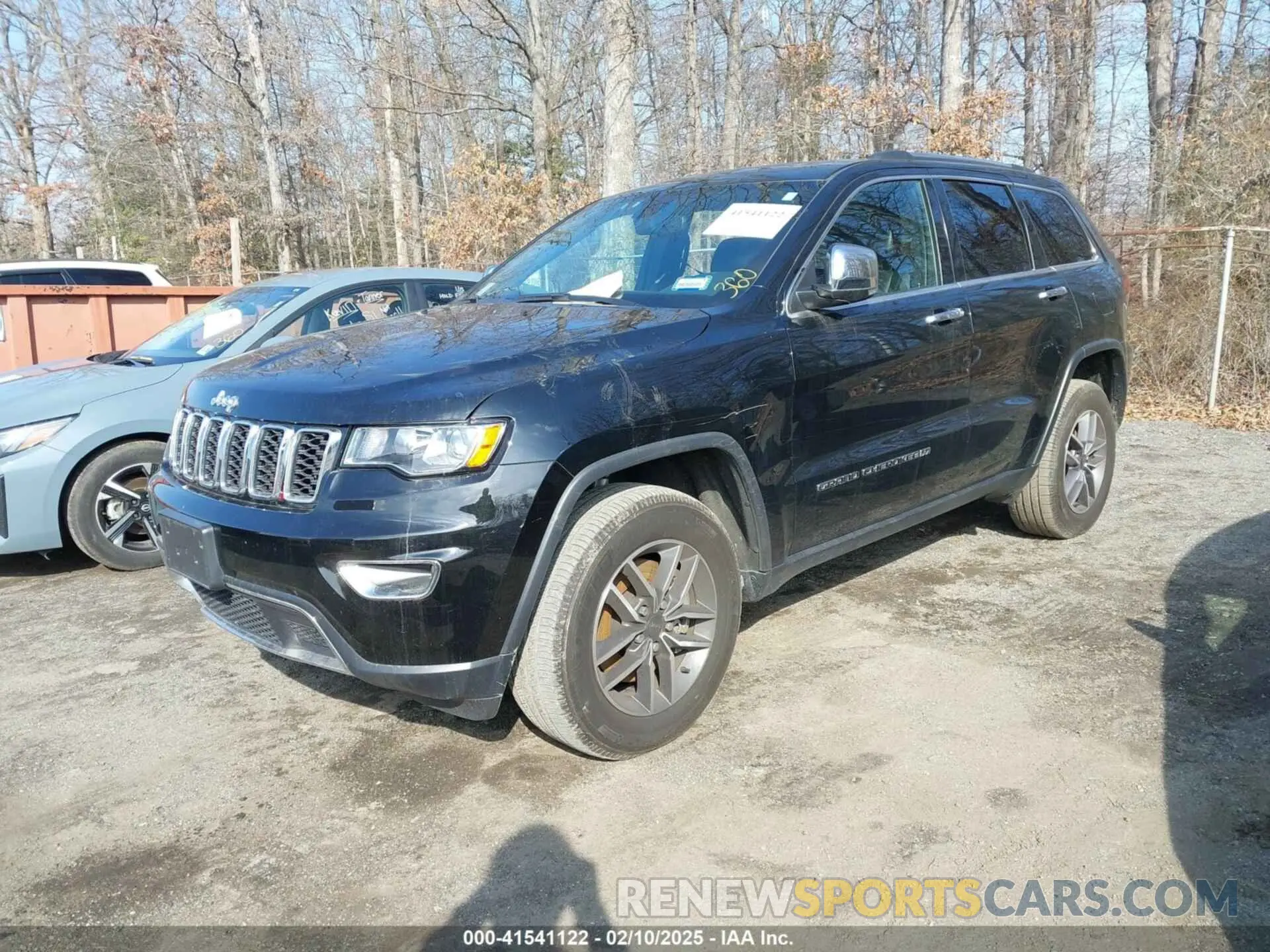2 Photograph of a damaged car 1C4RJFBG4NC177240 JEEP GRAND CHEROKEE WK 2022