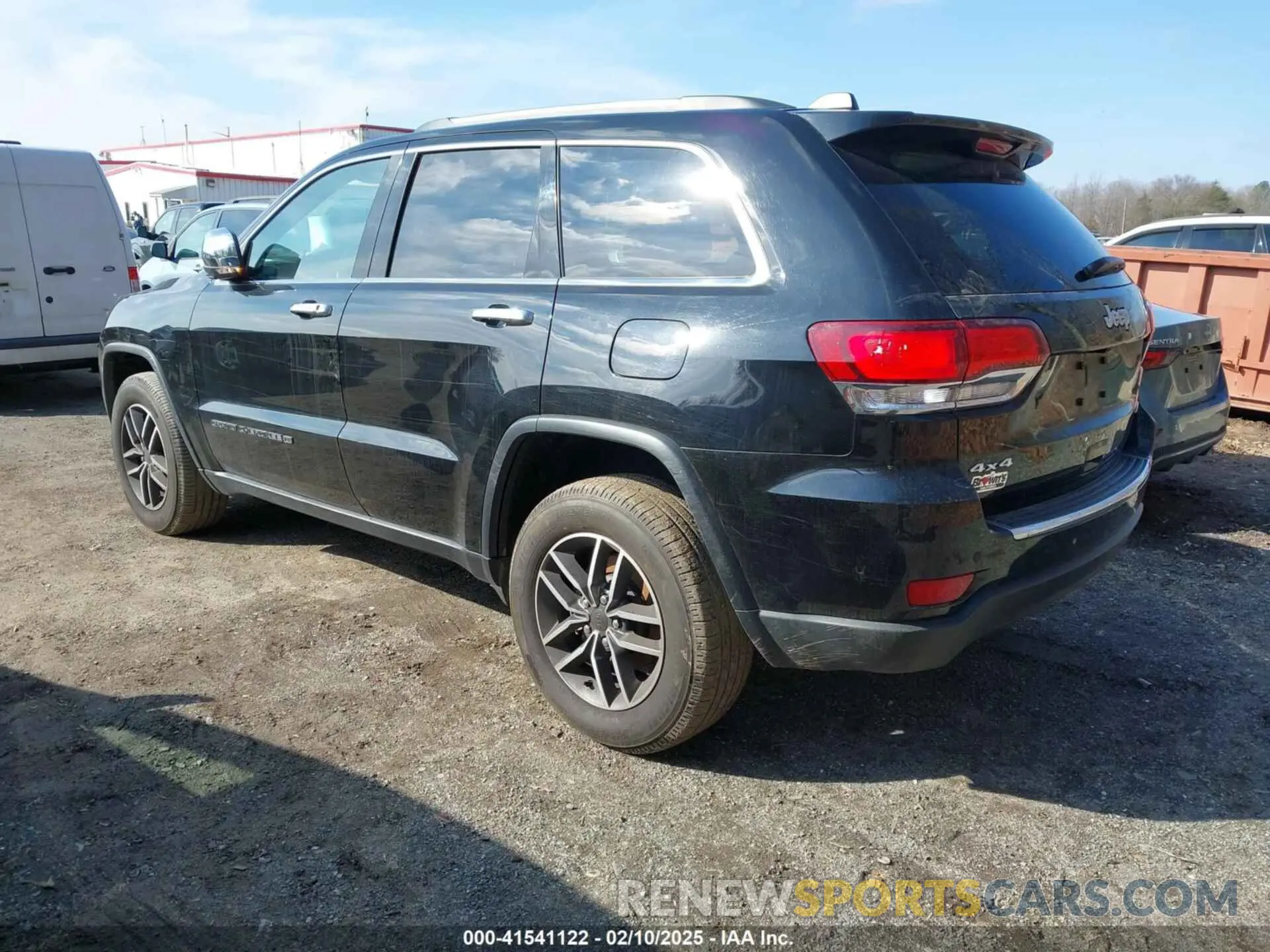 3 Photograph of a damaged car 1C4RJFBG4NC177240 JEEP GRAND CHEROKEE WK 2022
