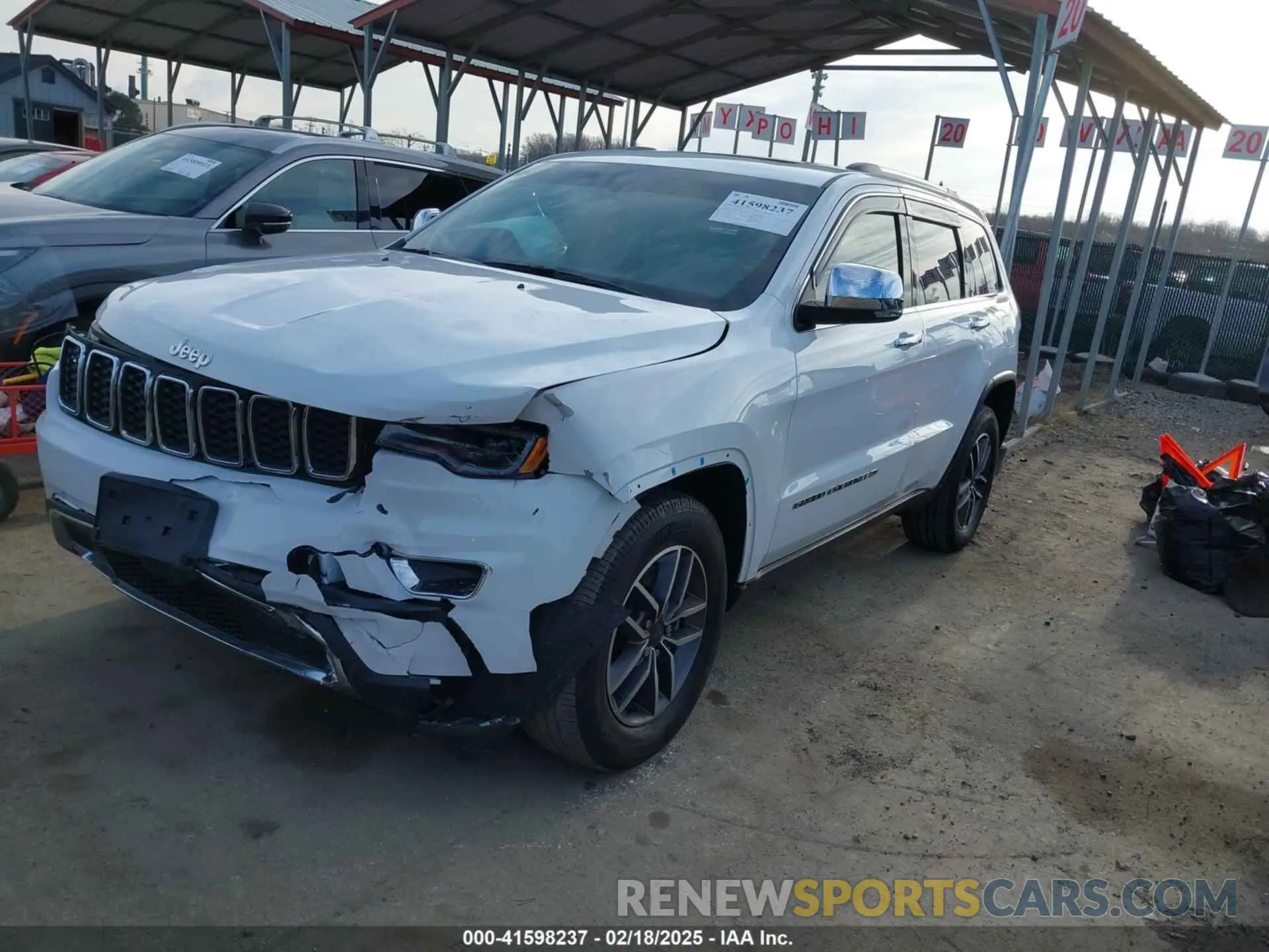 2 Photograph of a damaged car 1C4RJFBG5NC141704 JEEP GRAND CHEROKEE WK 2022