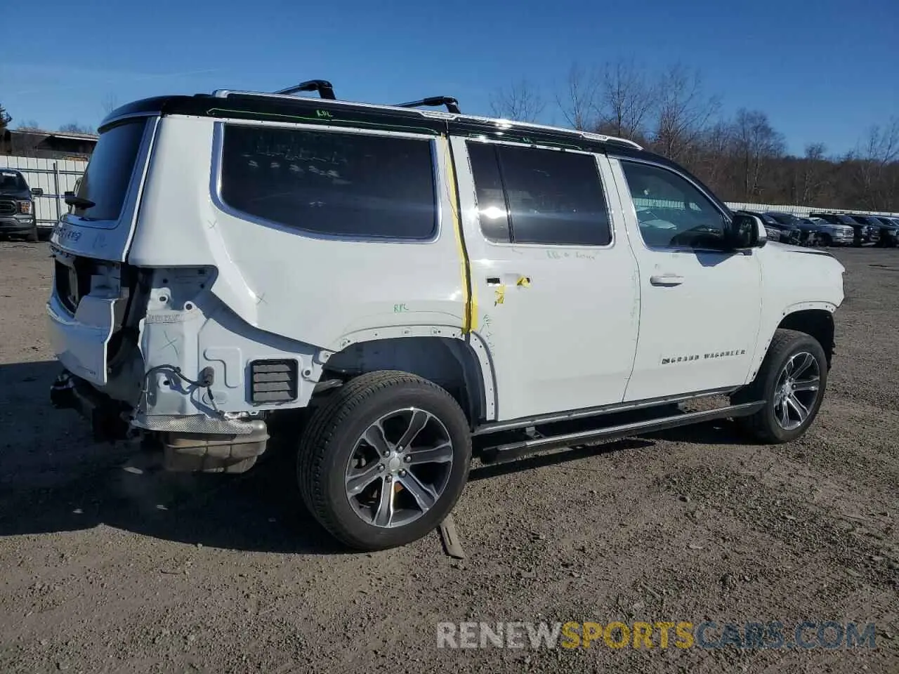 3 Photograph of a damaged car 1C4SJVEJ5NS141680 JEEP GRAND WAGO 2022