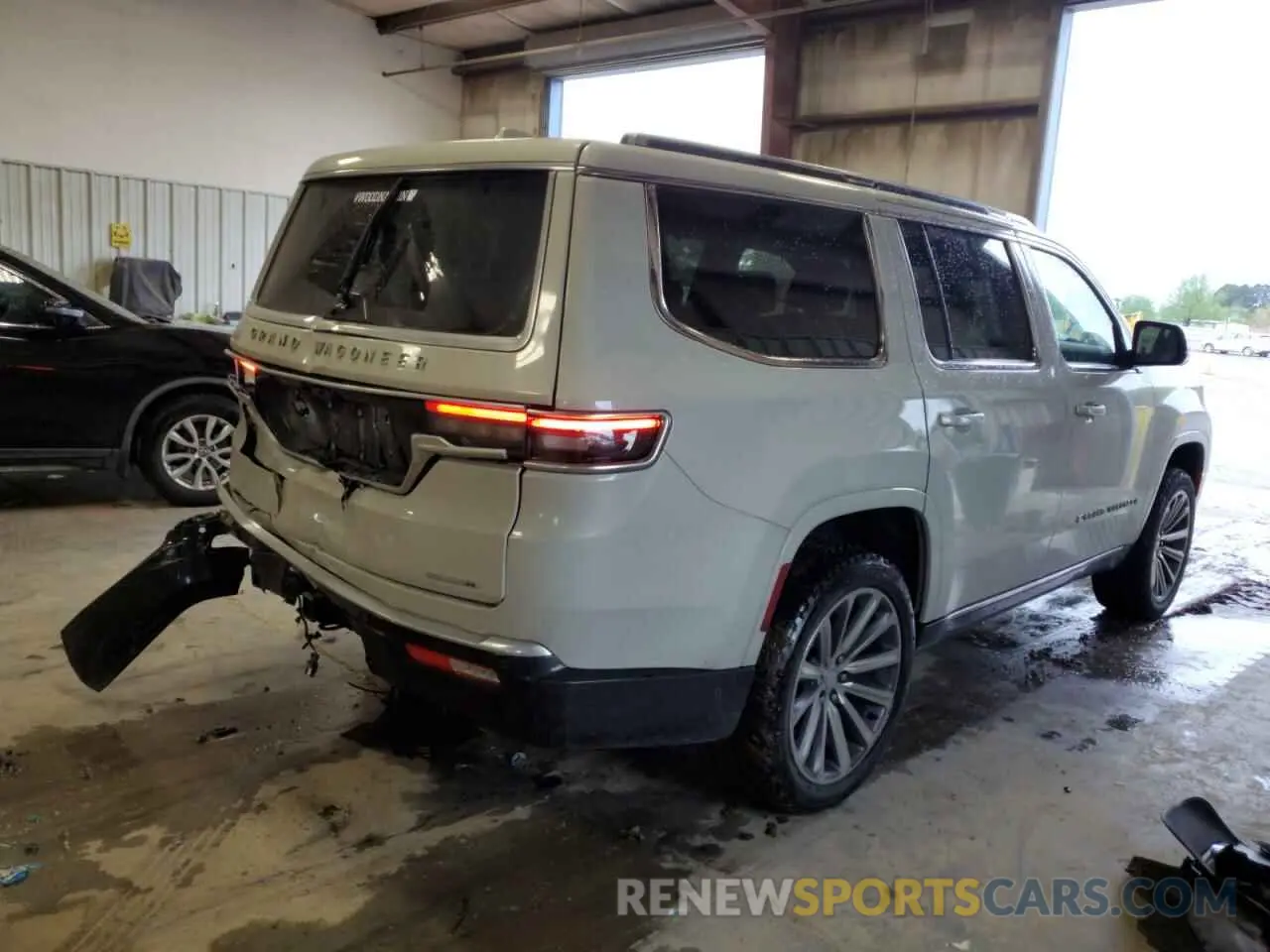 3 Photograph of a damaged car 1C4SJVFJ0NS180482 JEEP GRAND WAGO 2022