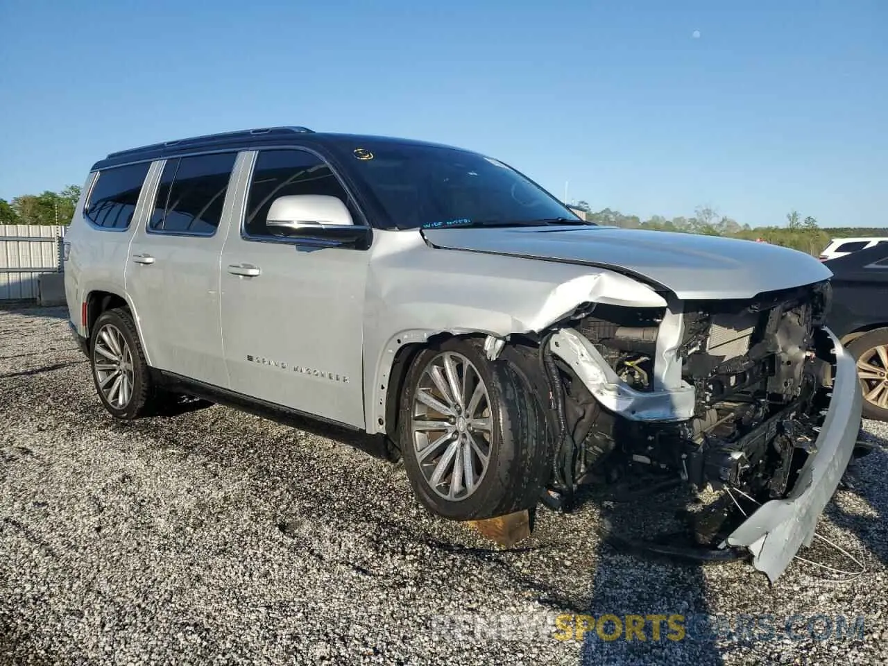 4 Photograph of a damaged car 1C4SJVFJ7NS139654 JEEP GRAND WAGO 2022