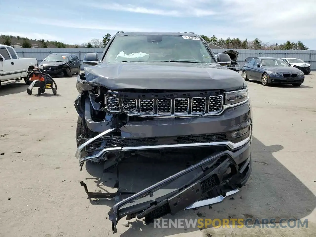 5 Photograph of a damaged car 1C4SJVGJ7NS101713 JEEP GRAND WAGO 2022