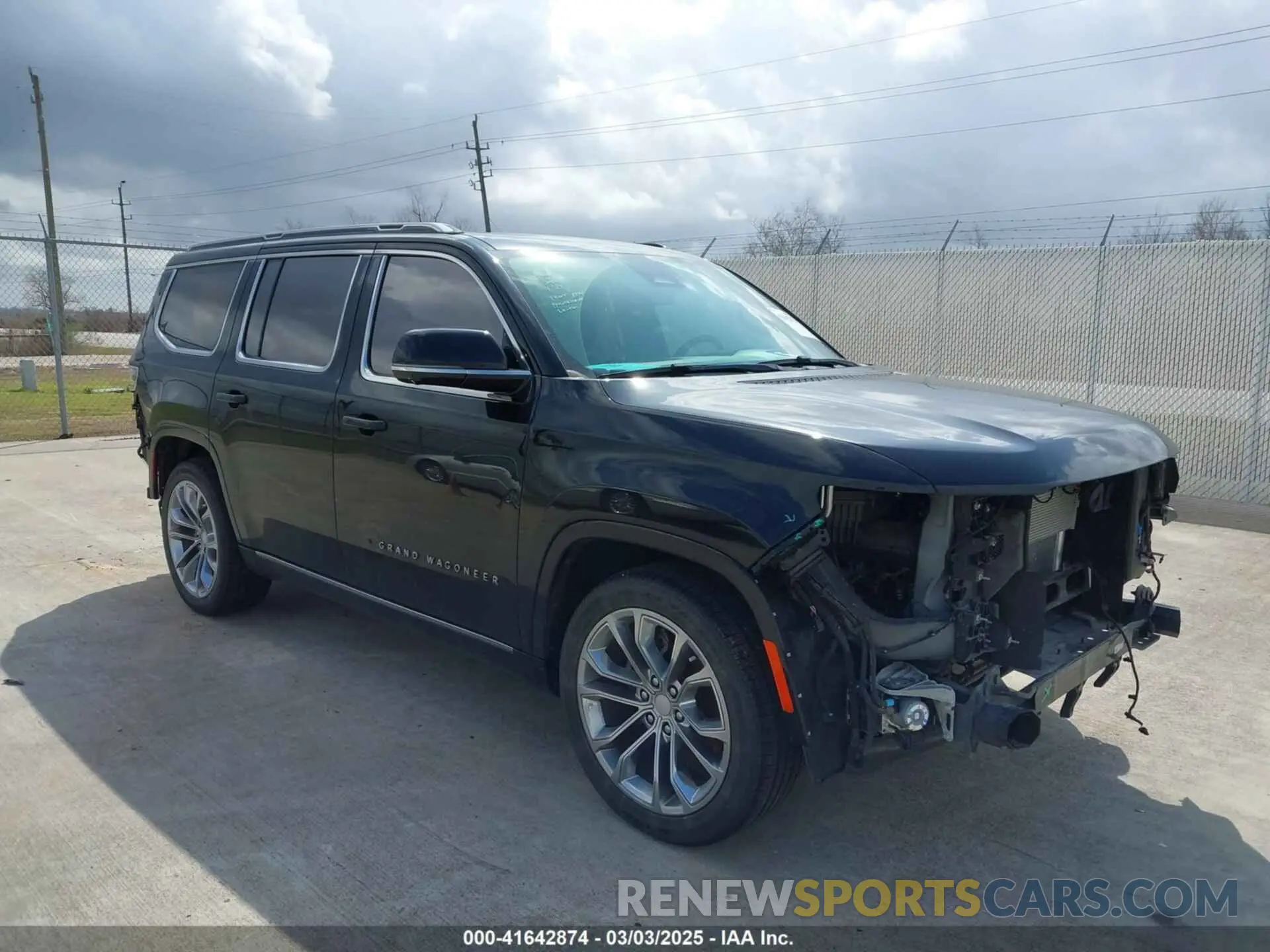1 Photograph of a damaged car 1C4SJVFJ2NS167359 JEEP GRAND WAGONEER 2022