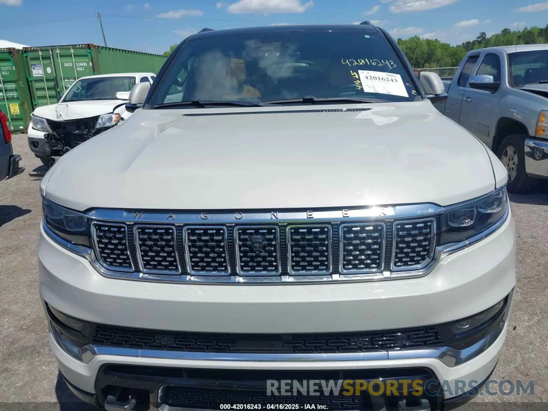 6 Photograph of a damaged car 1C4SJVGJ8NS202310 JEEP GRAND WAGONEER 2022