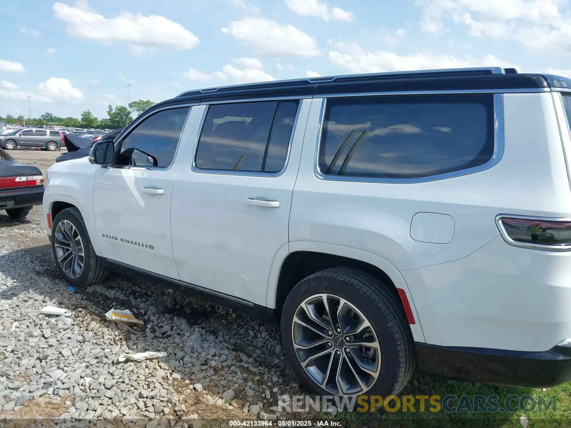 14 Photograph of a damaged car 1C4SJVGP5PS503964 JEEP GRAND WAGONEER 2023