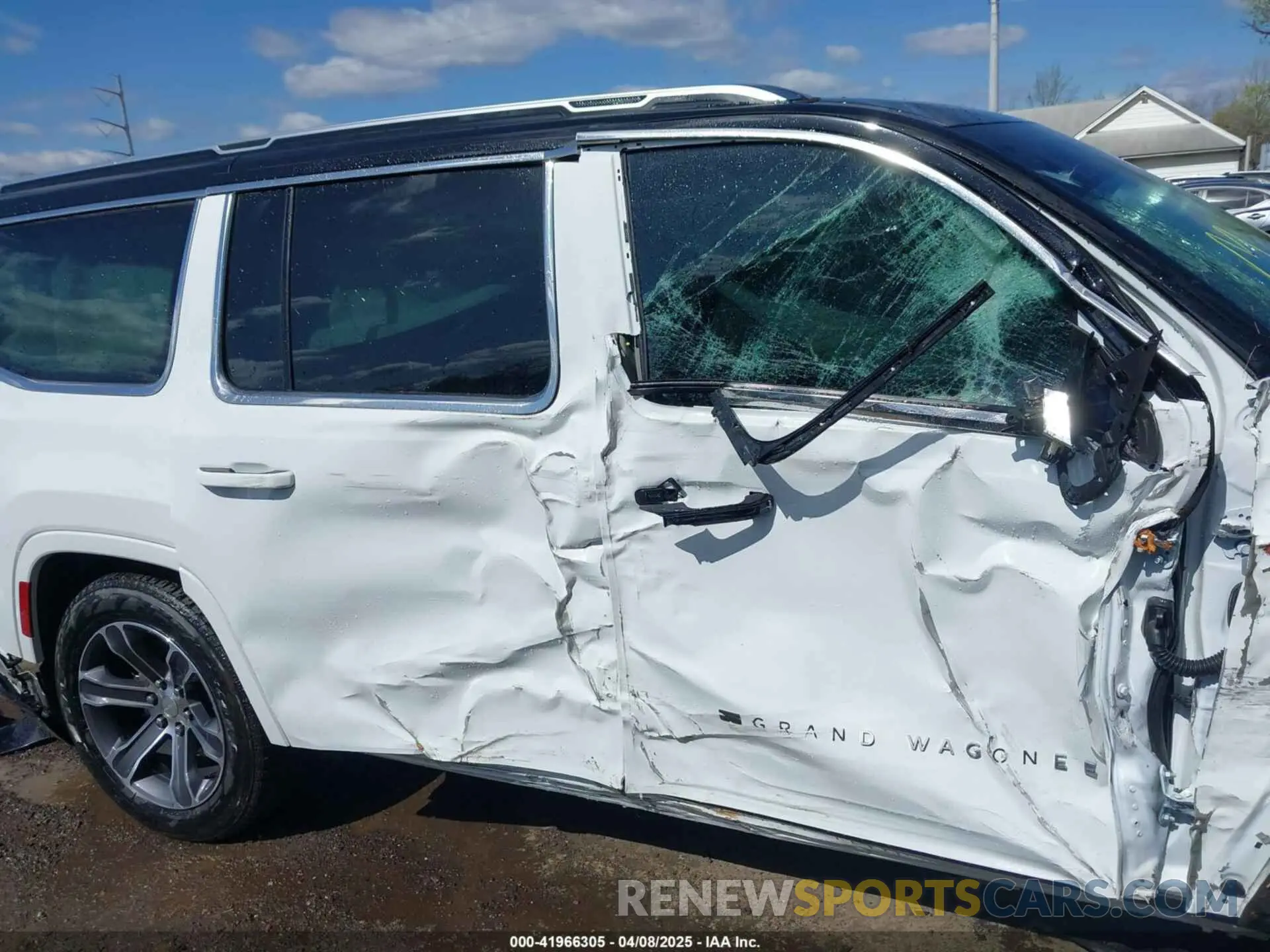 14 Photograph of a damaged car 1C4SJVEP7RS110764 JEEP GRAND WAGONEER 2024