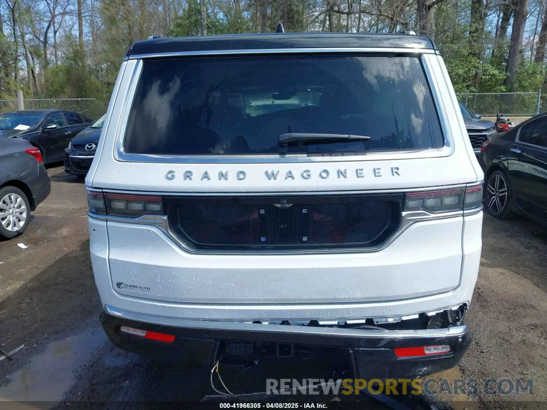 17 Photograph of a damaged car 1C4SJVEP7RS110764 JEEP GRAND WAGONEER 2024