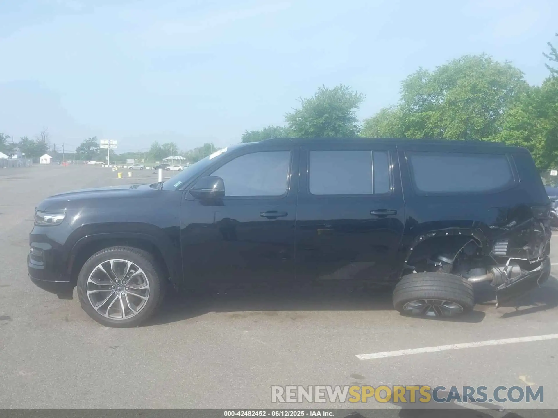 14 Photograph of a damaged car 1C4SJSGP3PS531616 JEEP GRAND WAGONEER L 2023