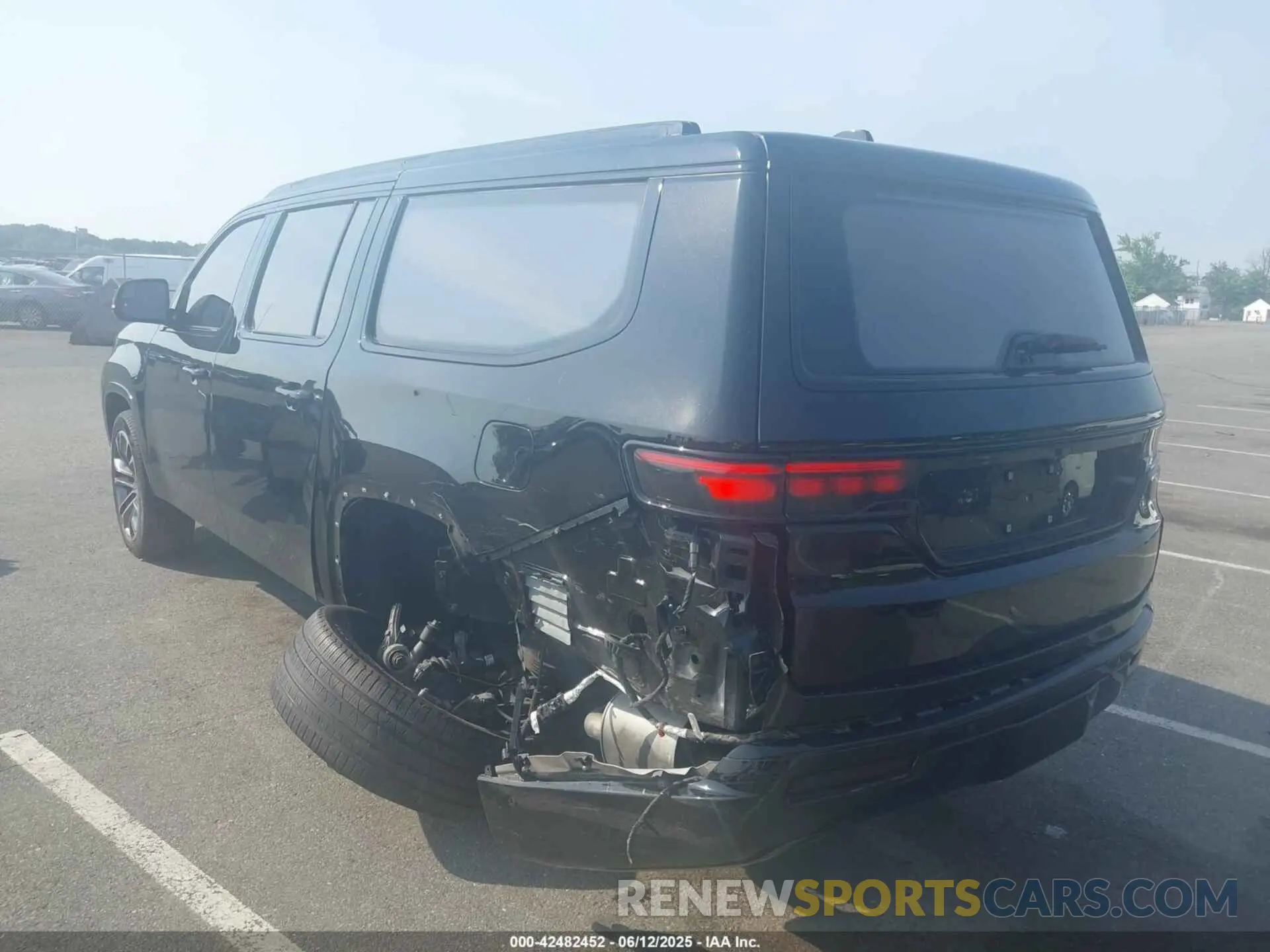 6 Photograph of a damaged car 1C4SJSGP3PS531616 JEEP GRAND WAGONEER L 2023
