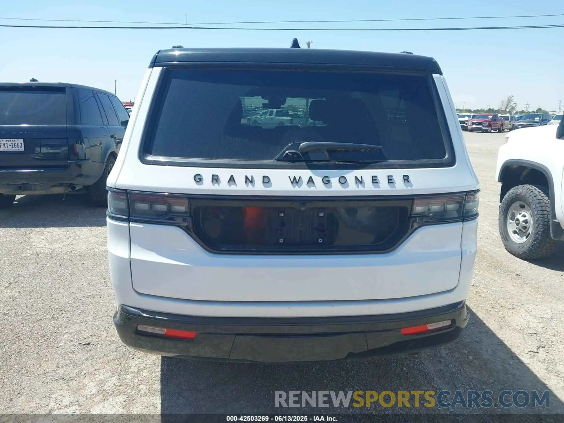 16 Photograph of a damaged car 1C4SJSFP0RS131212 JEEP GRAND WAGONEER L 2024