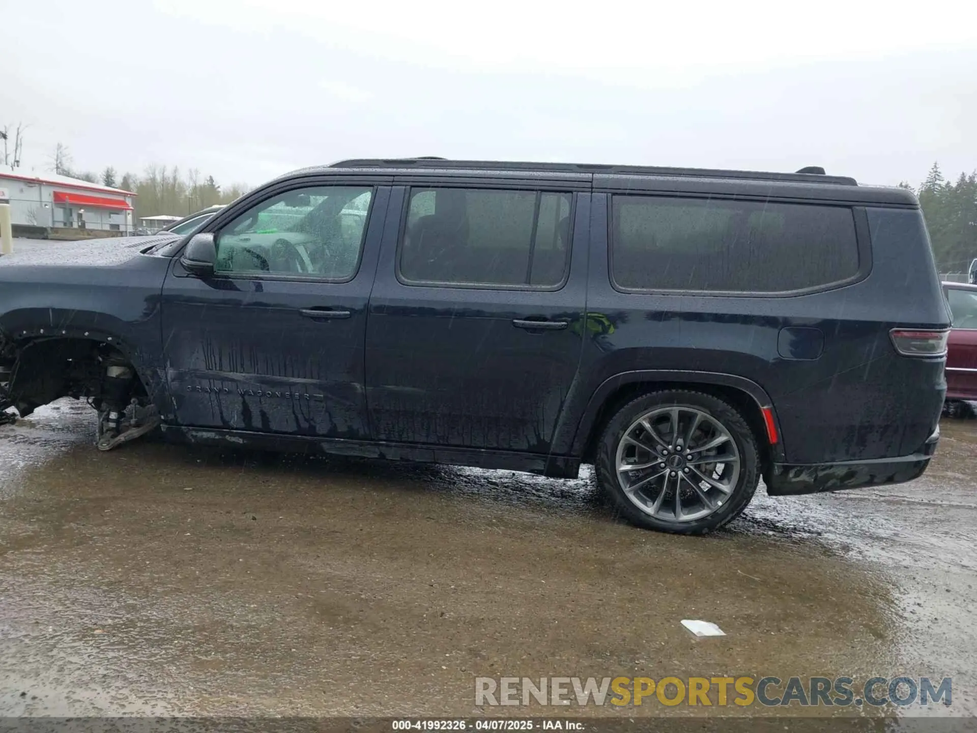 14 Photograph of a damaged car 1C4SJSGP4RS184722 JEEP GRAND WAGONEER L 2024
