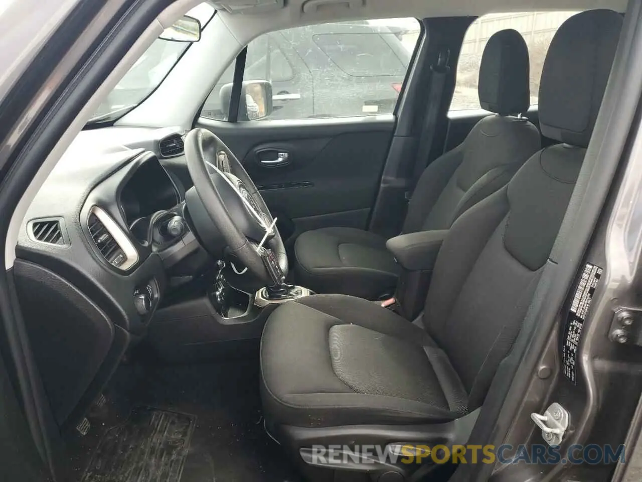 7 Photograph of a damaged car ZACCJBAW7GPD63778 JEEP RENEGADE 2019