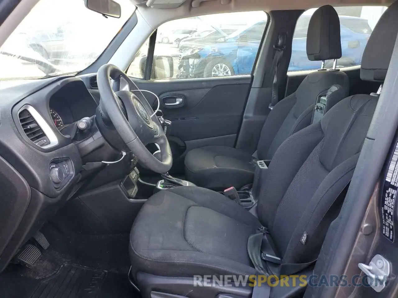 7 Photograph of a damaged car ZACNJAAB3KPK13477 JEEP RENEGADE 2019