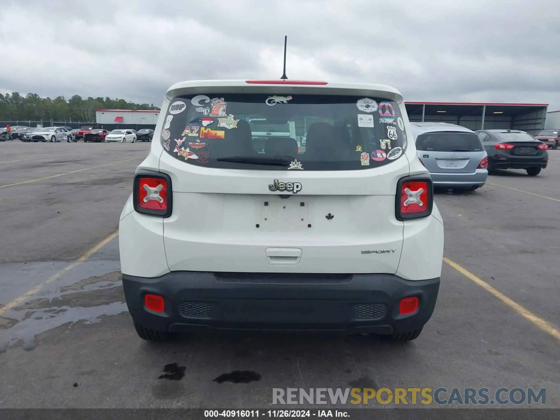 16 Photograph of a damaged car ZACNJAAB5KPK11861 JEEP RENEGADE 2019
