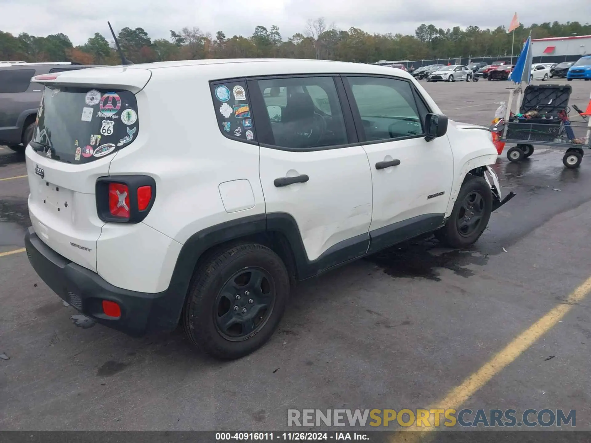 4 Photograph of a damaged car ZACNJAAB5KPK11861 JEEP RENEGADE 2019