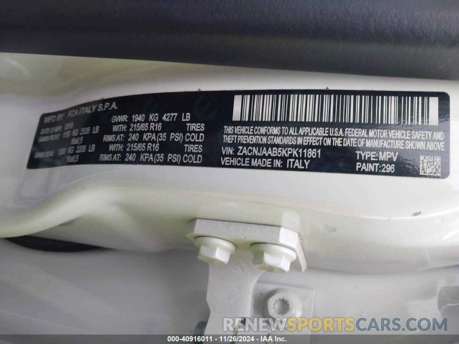 9 Photograph of a damaged car ZACNJAAB5KPK11861 JEEP RENEGADE 2019