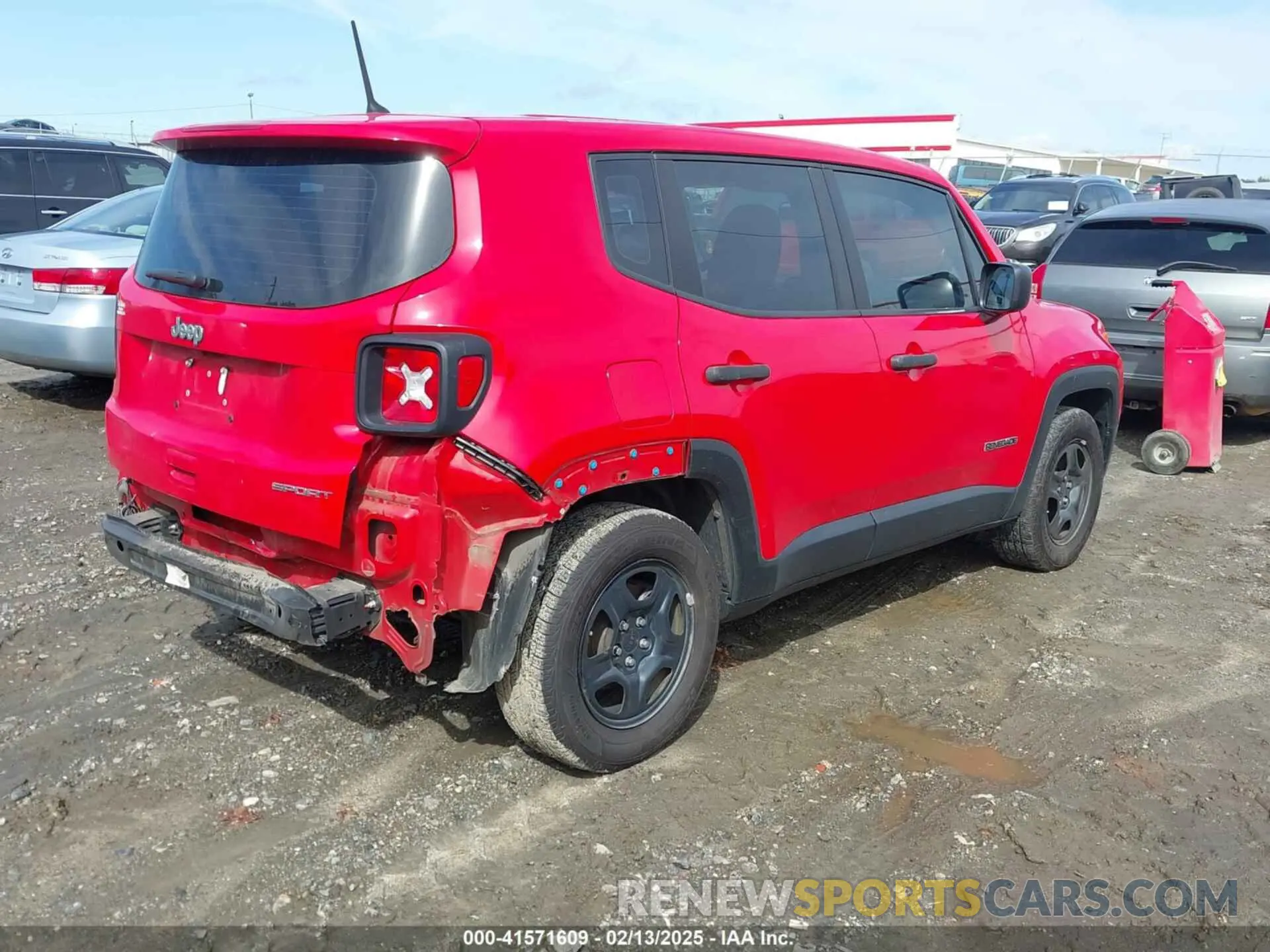 4 Photograph of a damaged car ZACNJAAB8KPK37967 JEEP RENEGADE 2019