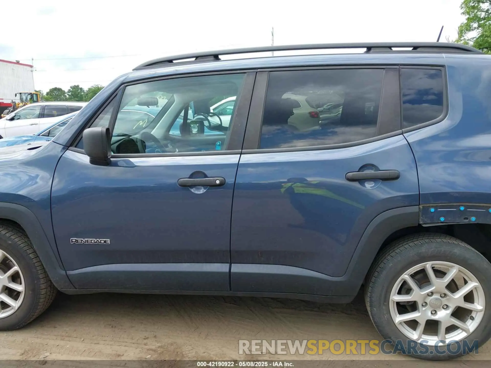 14 Photograph of a damaged car ZACNJAAB9KPK76101 JEEP RENEGADE 2019