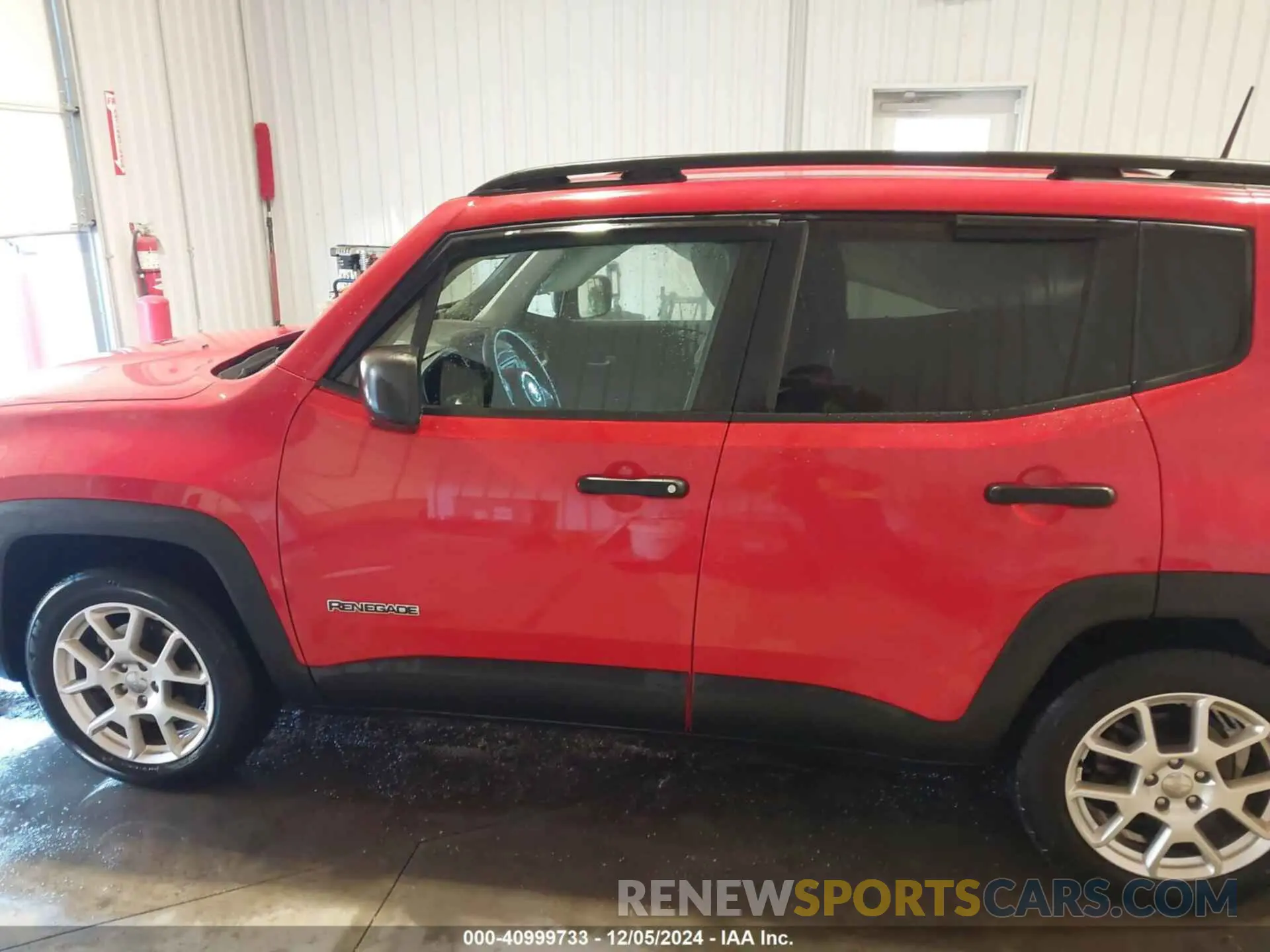 14 Photograph of a damaged car ZACNJAABXKPK24931 JEEP RENEGADE 2019