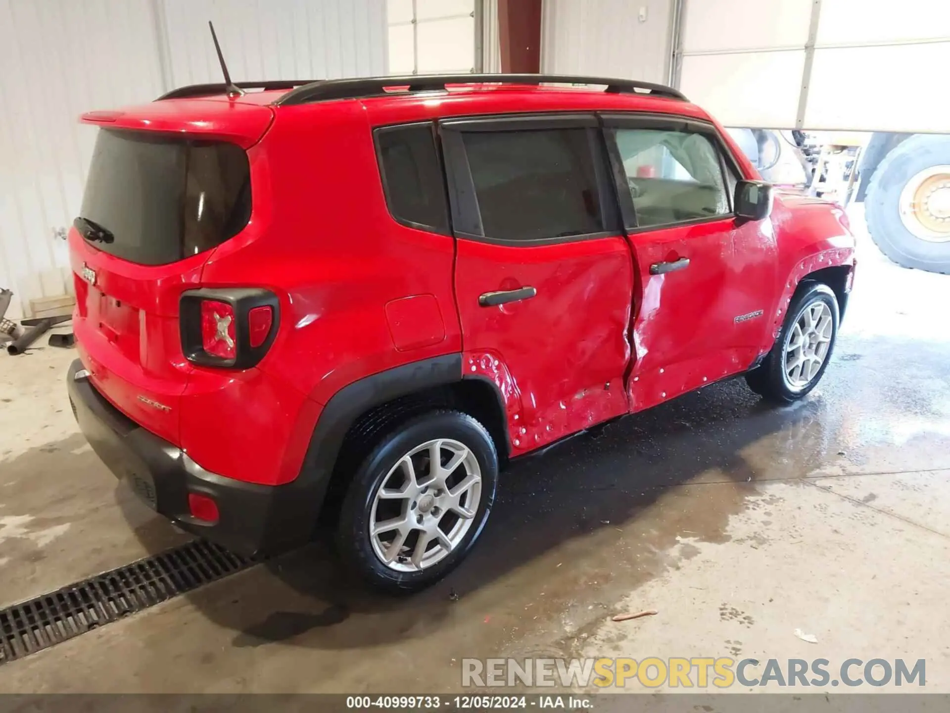 4 Photograph of a damaged car ZACNJAABXKPK24931 JEEP RENEGADE 2019