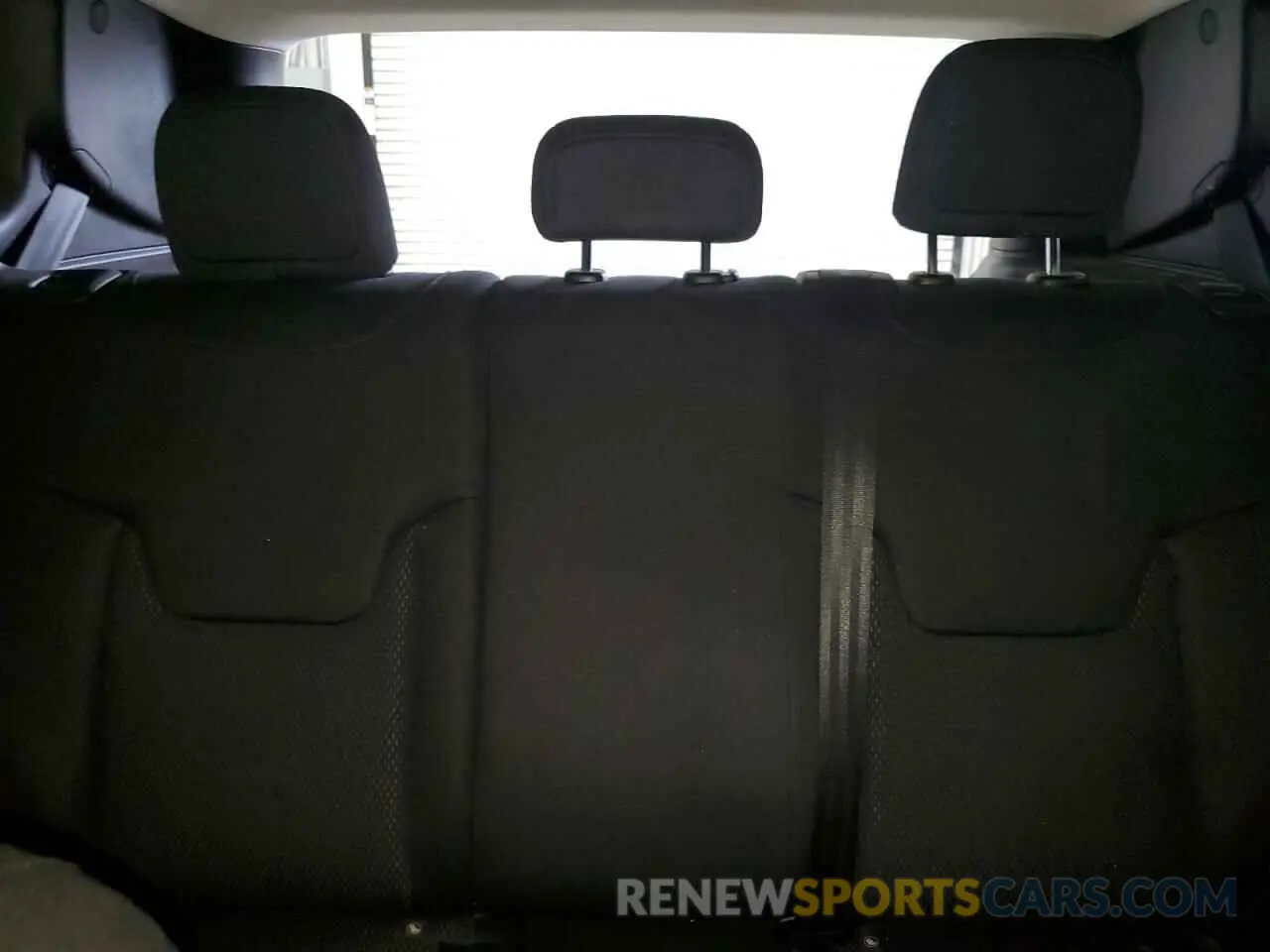 10 Photograph of a damaged car ZACNJAB11KPK14360 JEEP RENEGADE 2019
