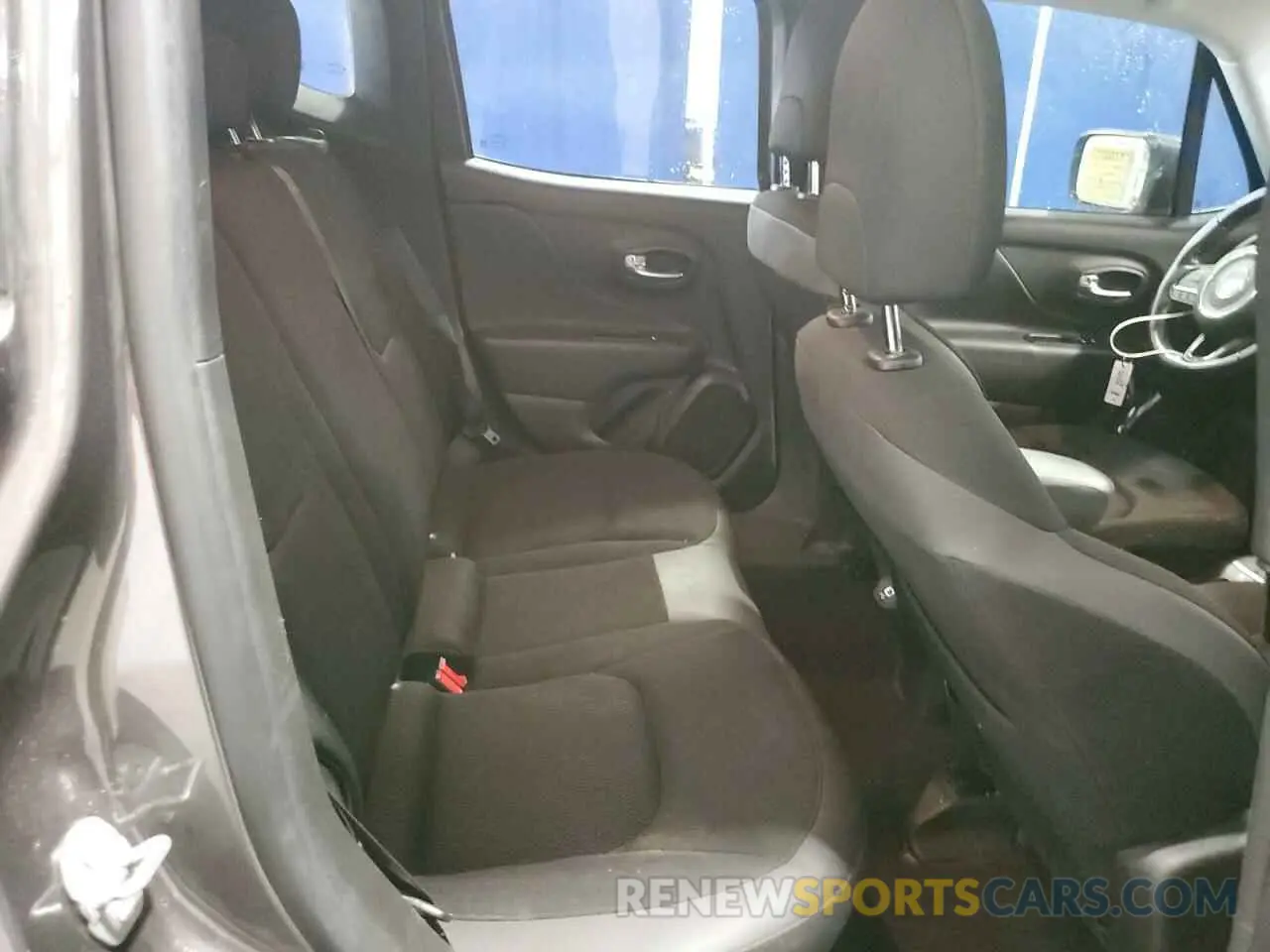 11 Photograph of a damaged car ZACNJAB11KPK14360 JEEP RENEGADE 2019