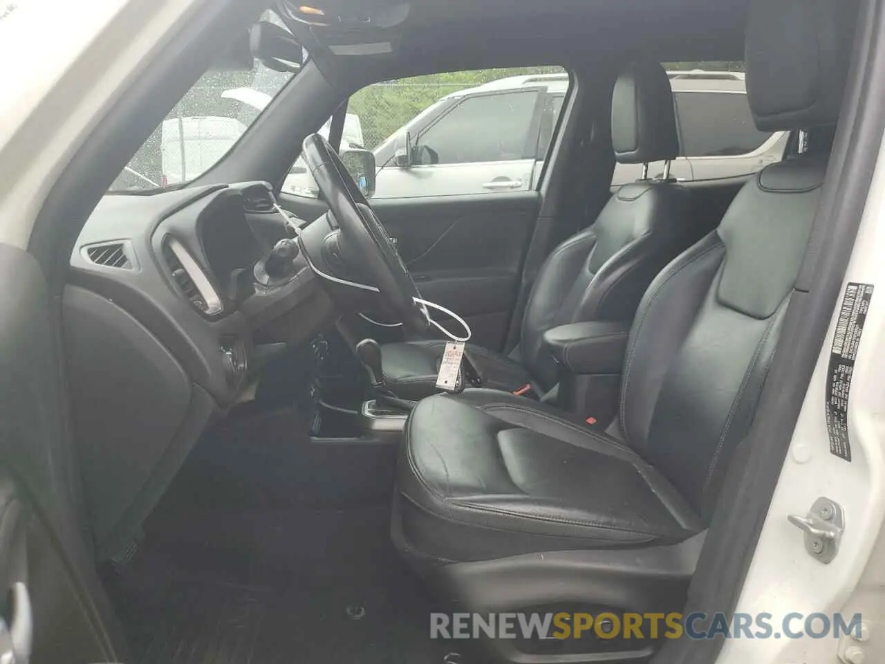 7 Photograph of a damaged car ZACNJAB13KPK50521 JEEP RENEGADE 2019