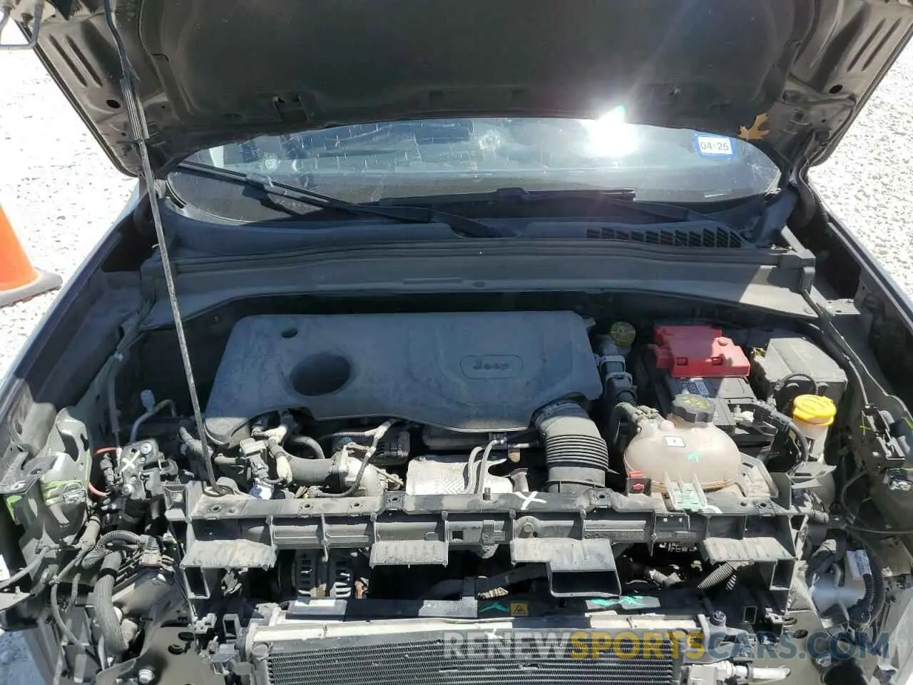 12 Photograph of a damaged car ZACNJAB16KPK38007 JEEP RENEGADE 2019