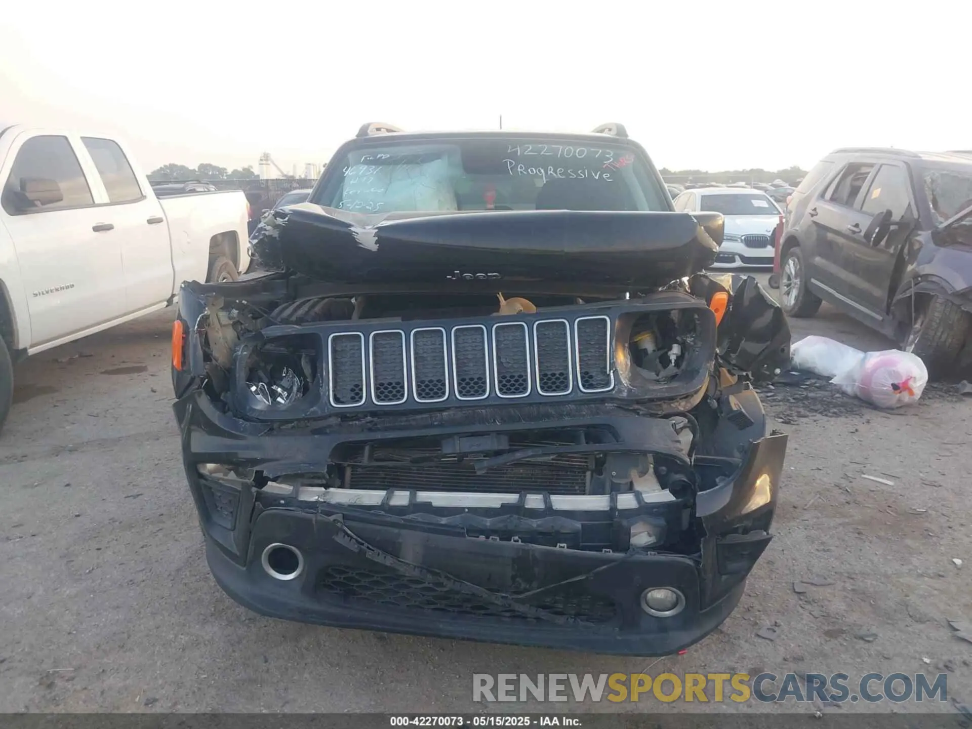 11 Photograph of a damaged car ZACNJABB0KPJ75446 JEEP RENEGADE 2019