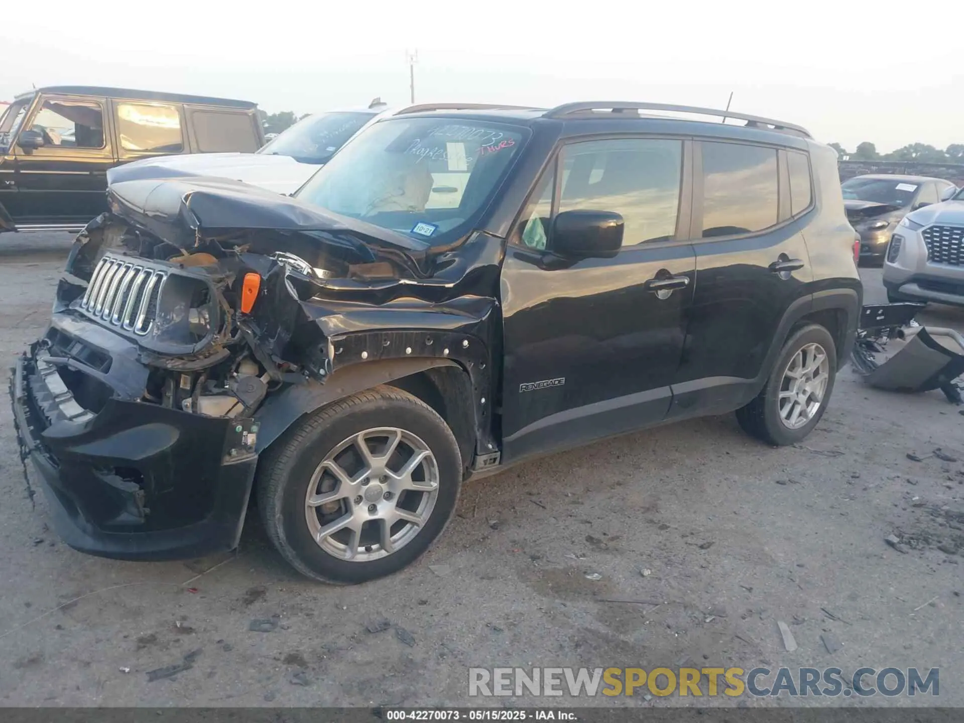 2 Photograph of a damaged car ZACNJABB0KPJ75446 JEEP RENEGADE 2019