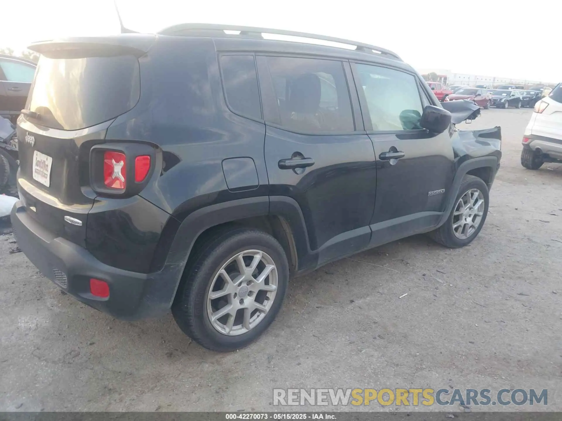 4 Photograph of a damaged car ZACNJABB0KPJ75446 JEEP RENEGADE 2019