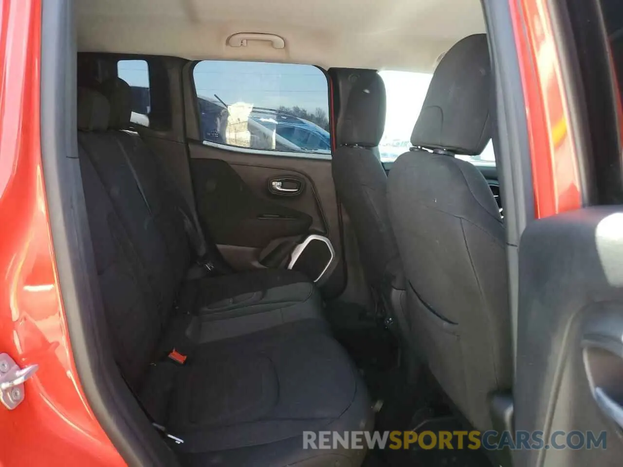 11 Photograph of a damaged car ZACNJABB0KPK00863 JEEP RENEGADE 2019